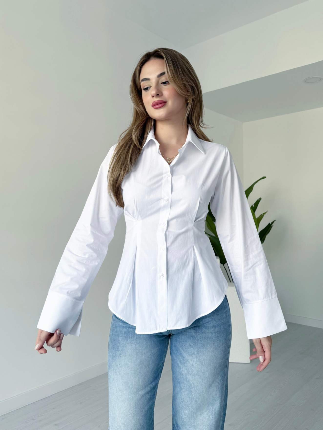 Belden Oturtmalı Poplin Gömlek