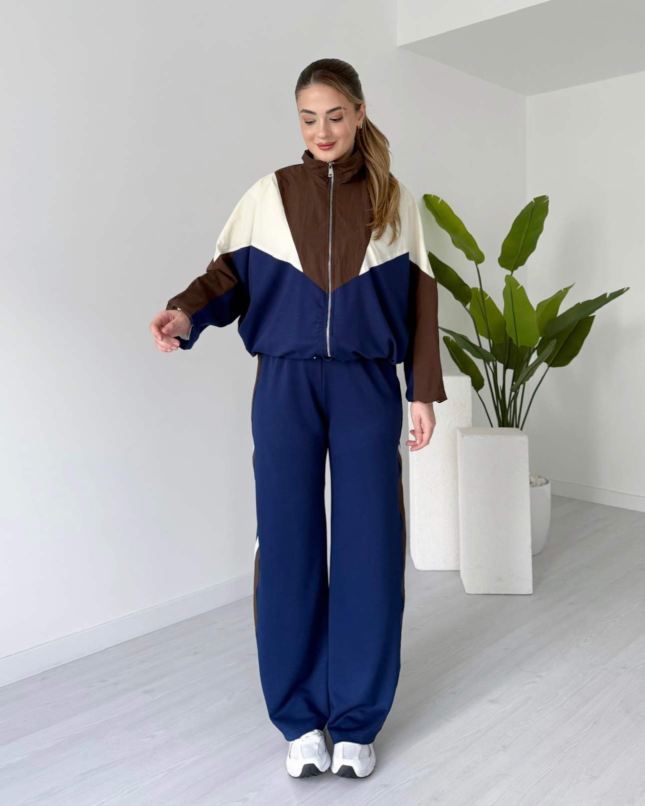 Paraşüt Garnili Eşofman Takımı