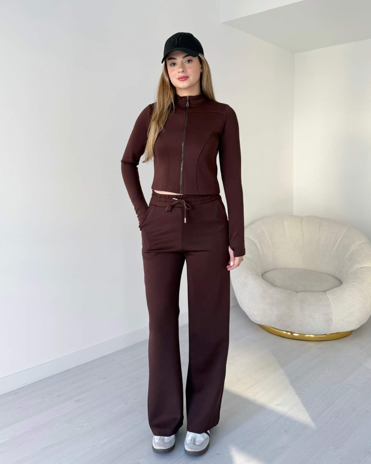 İçi Şardonlu Sporcu Takım