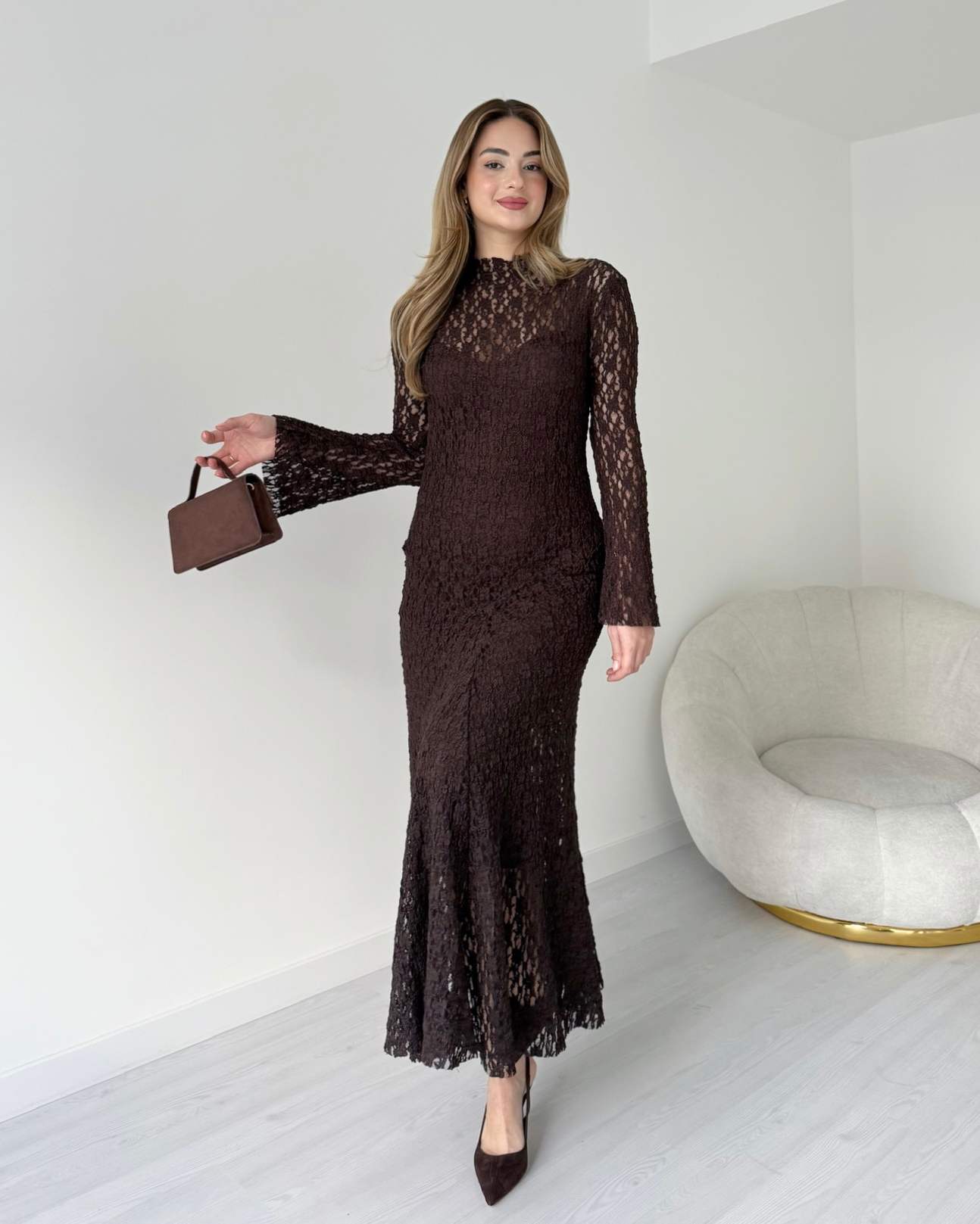 Eteği Volanlı MAURO Dantel Elbise - Koyu Kahve