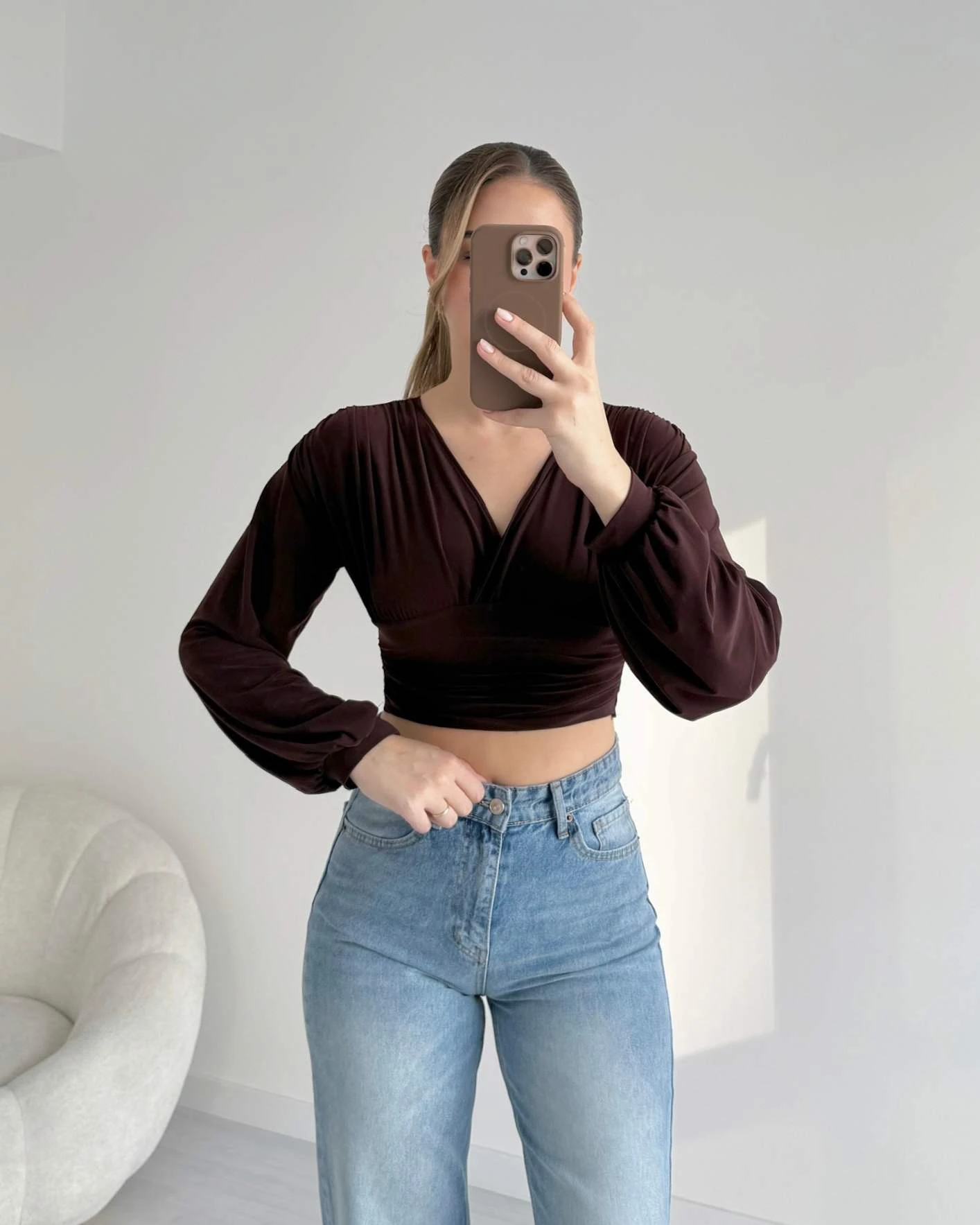 V Yaka Crop Bluz - Kahve