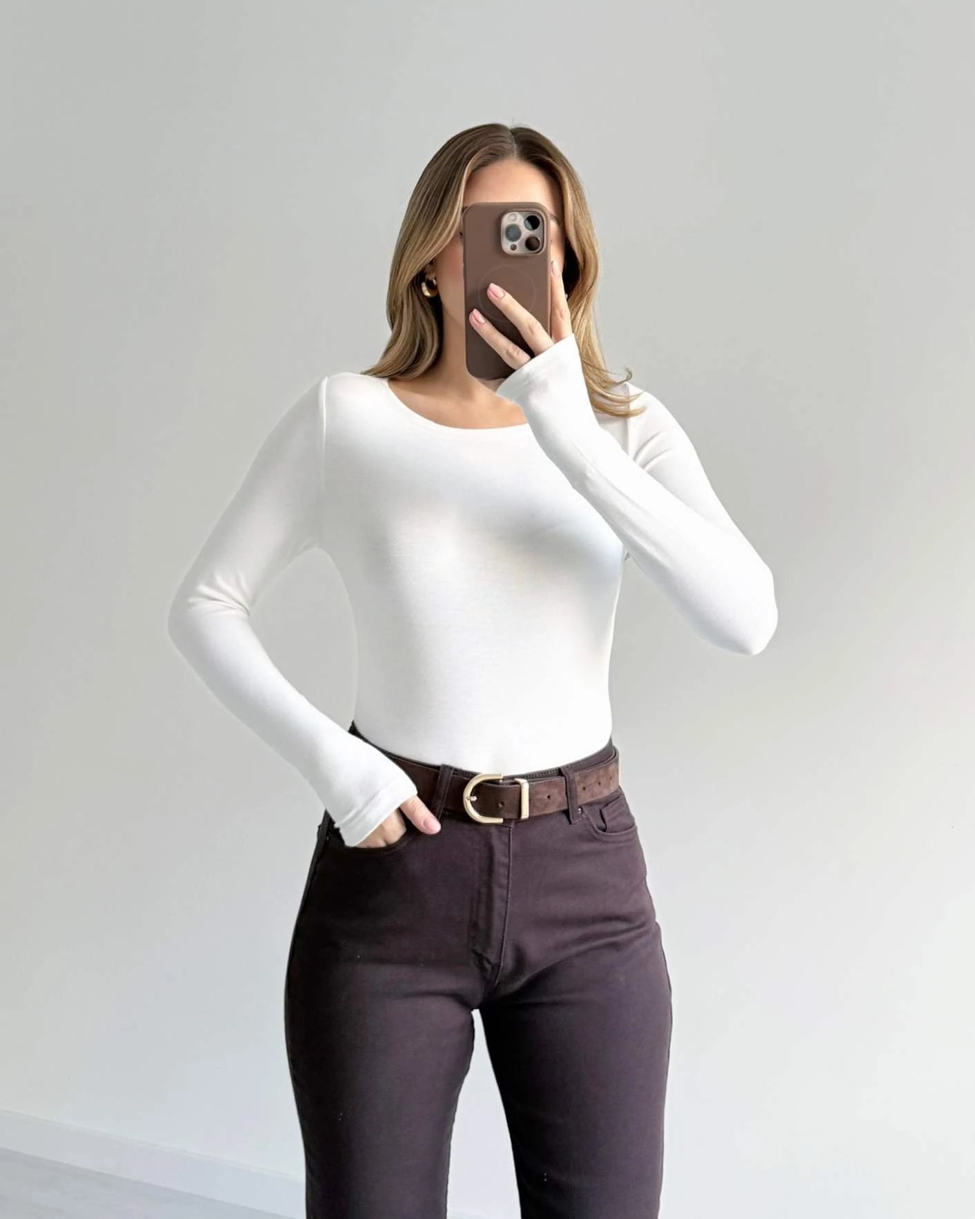 Geniş Yaka Massi Bluz - Beyaz