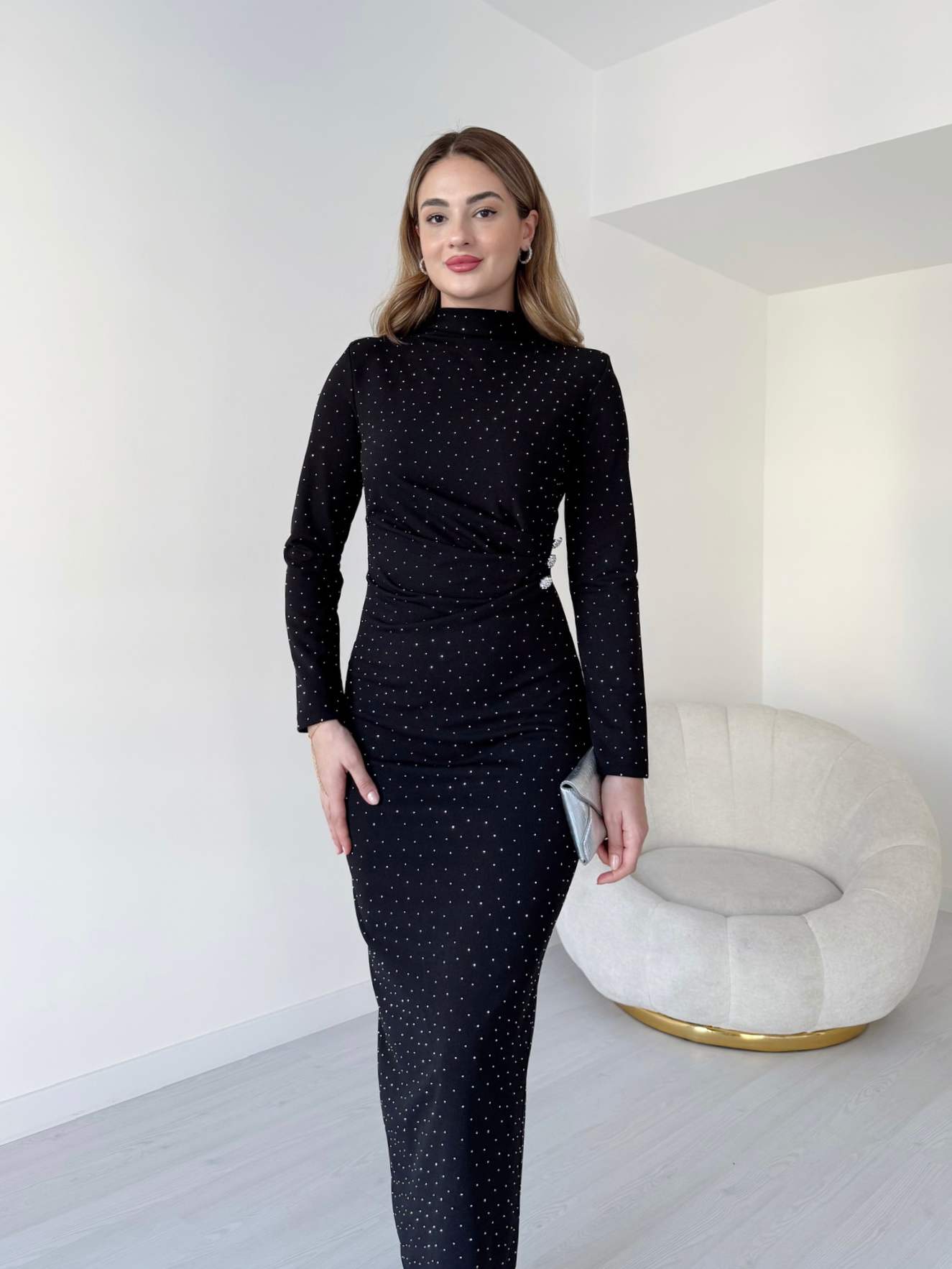 Düğme Detaylı Taş Süslemeli Elbise