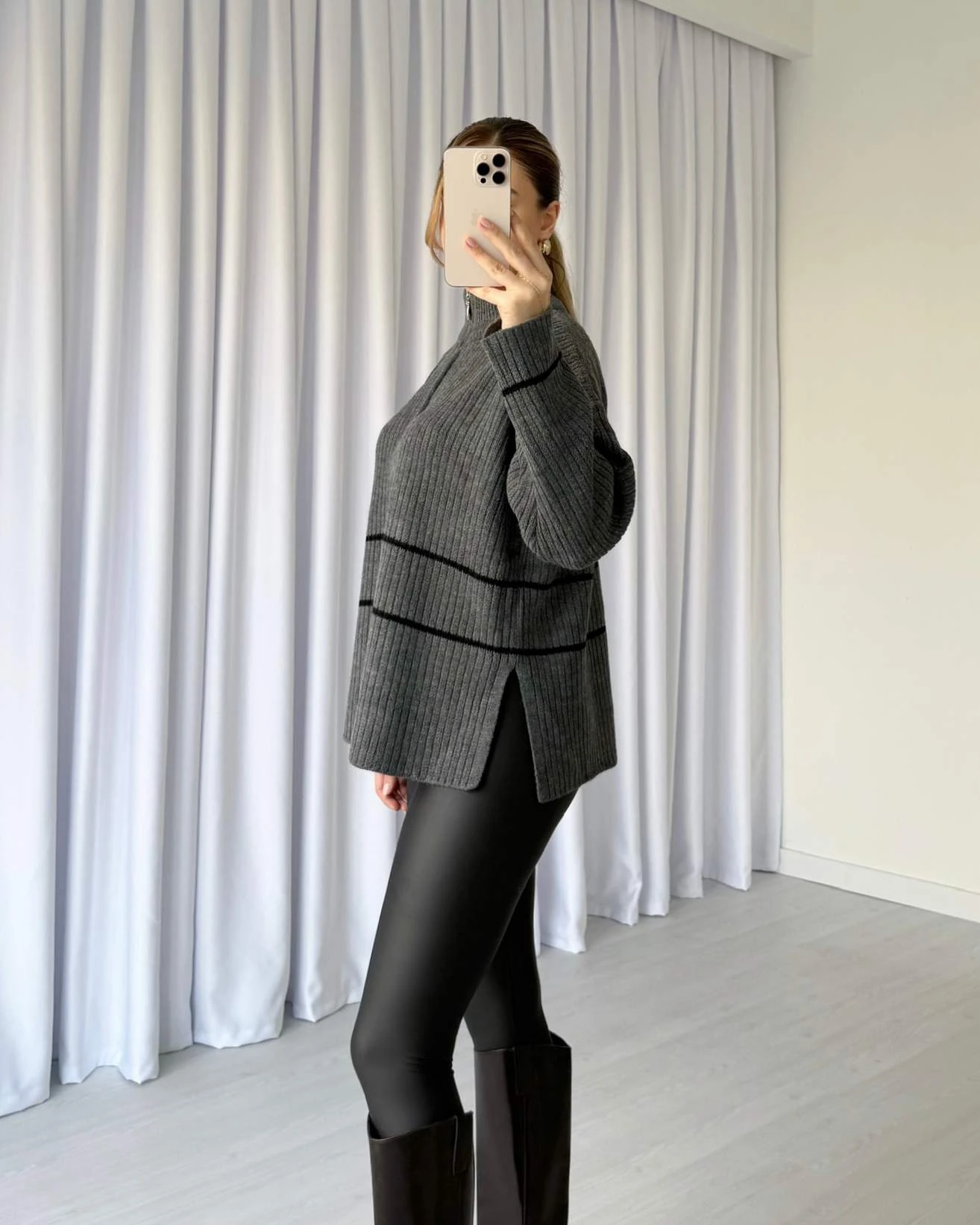 Yaka Fermuarlı Çizgili Kazak