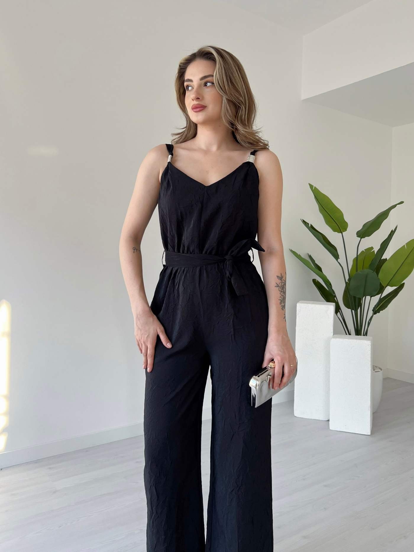 Kırışık Kumaş Askılı Tulum