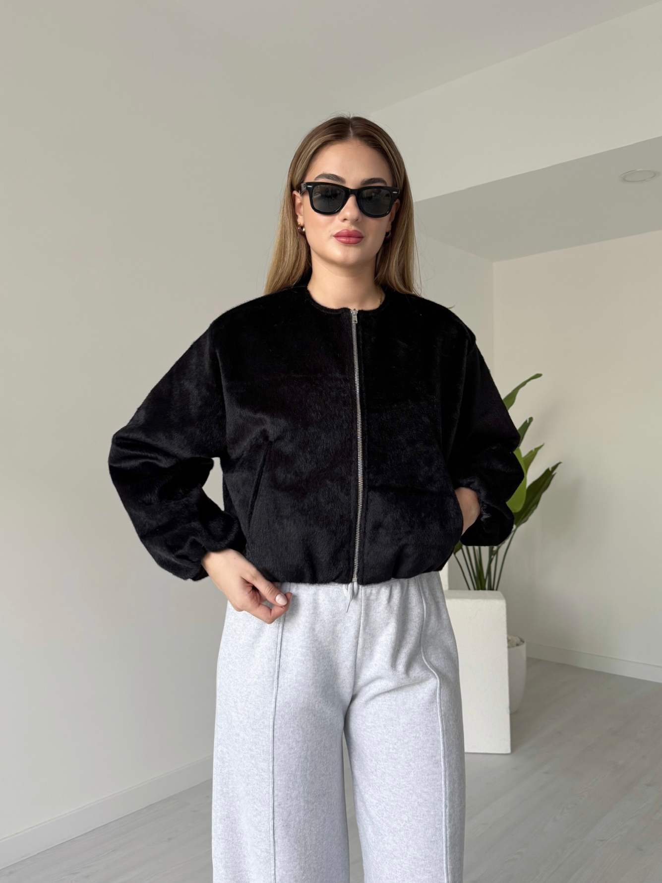 Tay Tüyü Kısa Bomber Mont