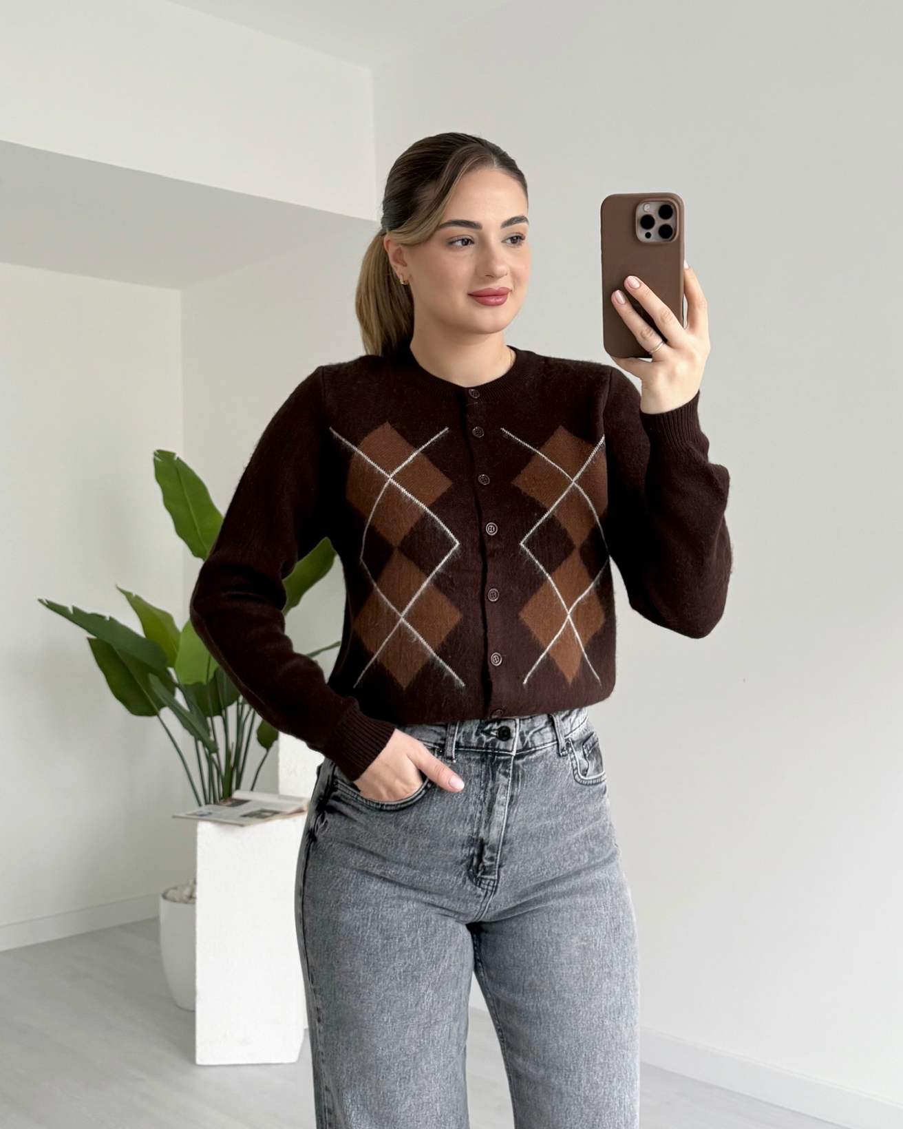 Baklava Desenli Düğmeli Hırka - Koyu Kahve