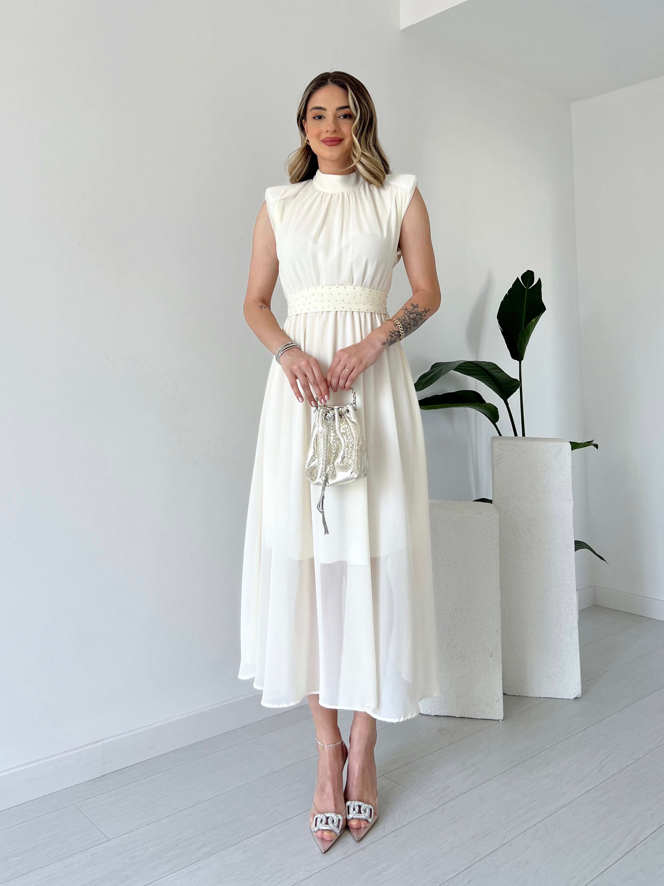 Omuz Vatkalı TERRY Elbise - Beyaz