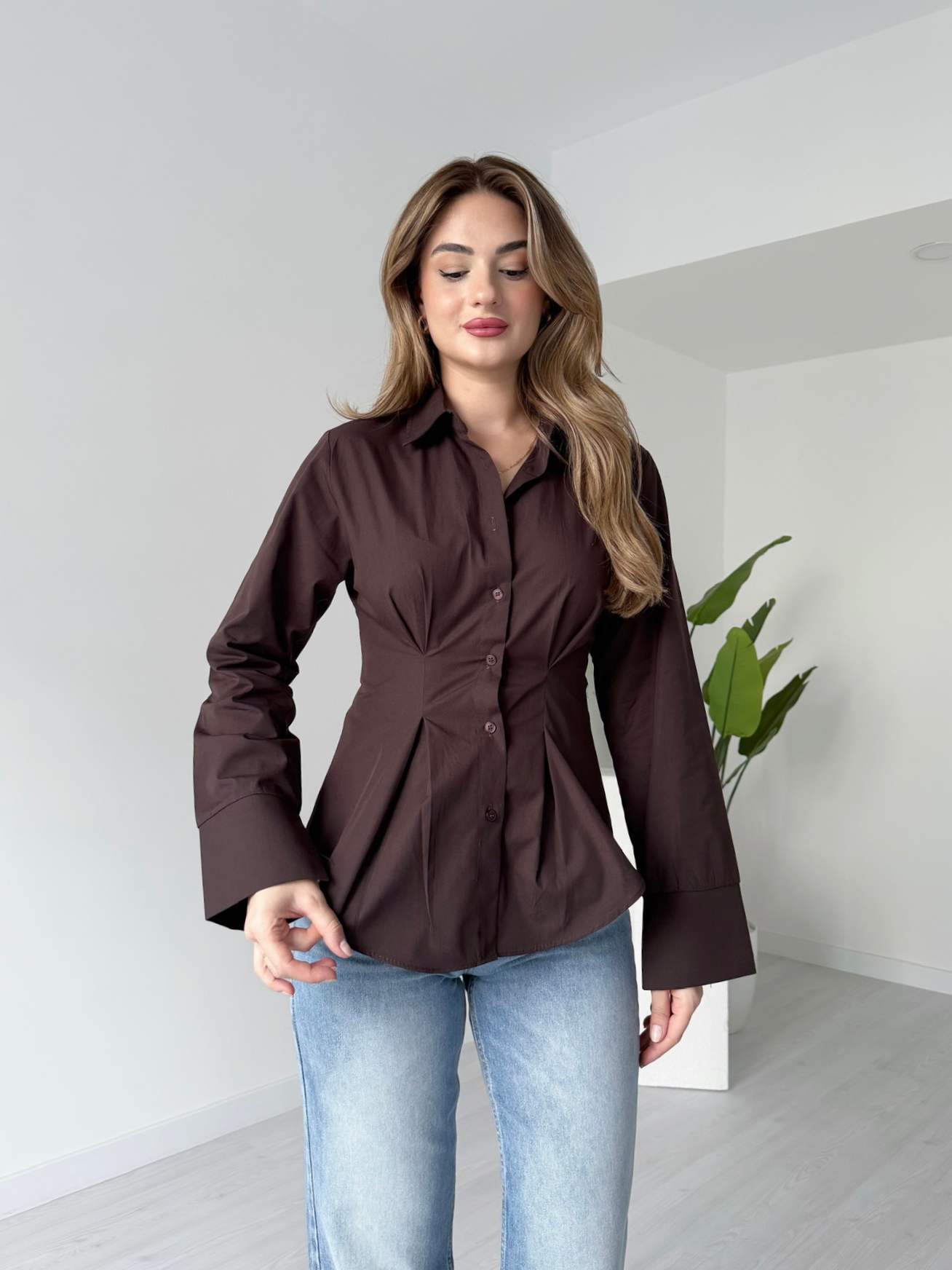 Belden Oturtmalı Poplin Gömlek