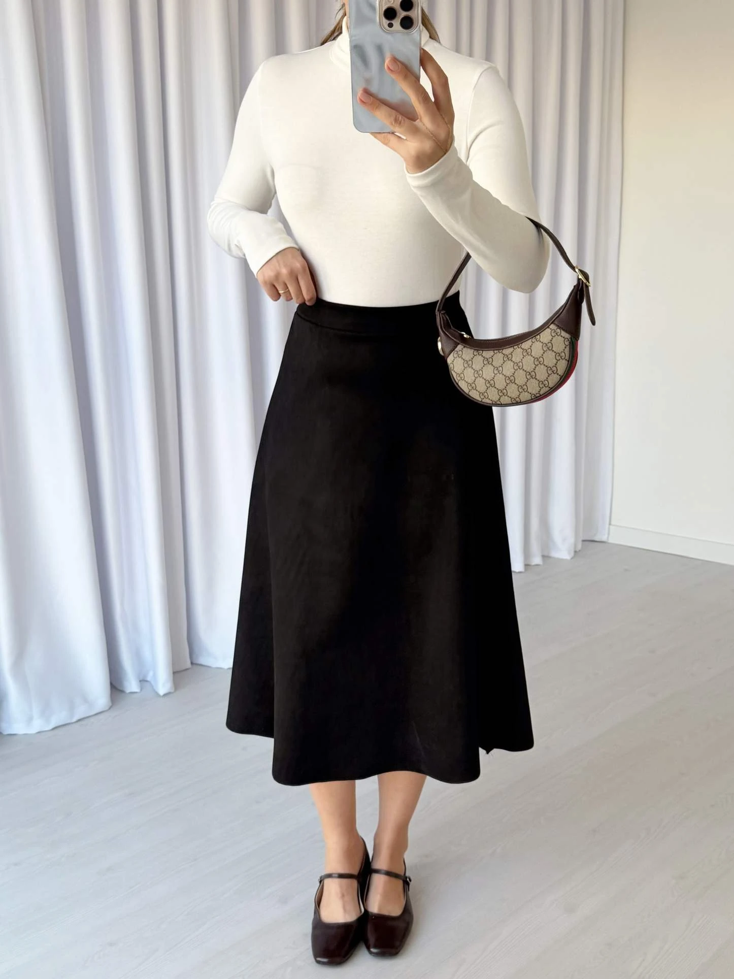 Beli Lastikli Süet Etek - Siyah