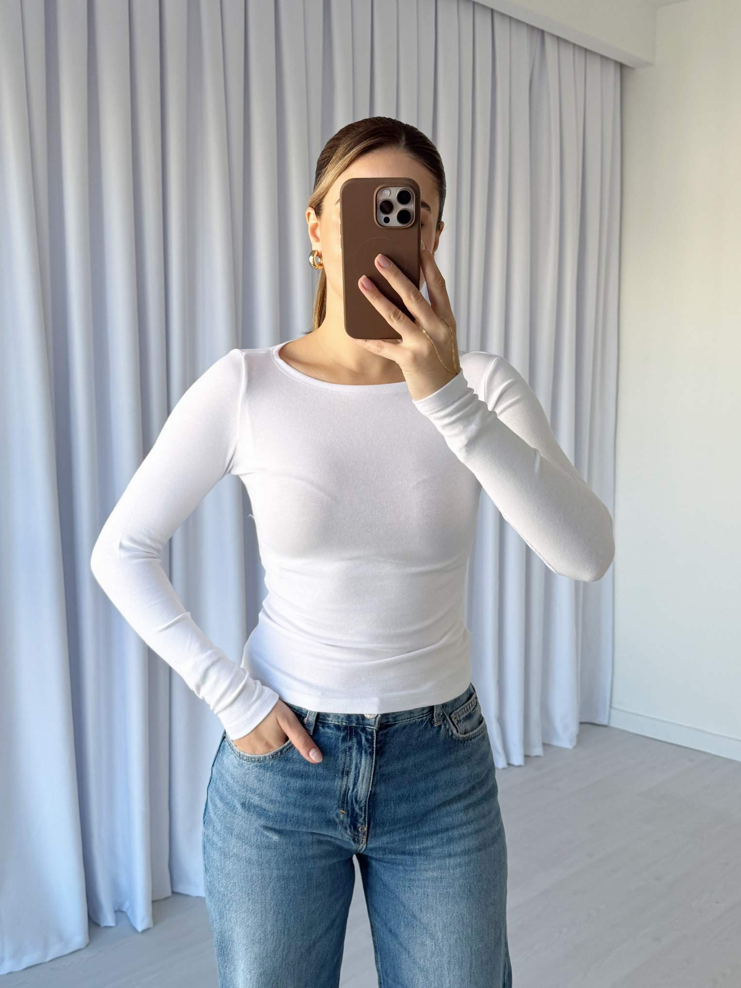 Kayık Yaka Modal Bluz