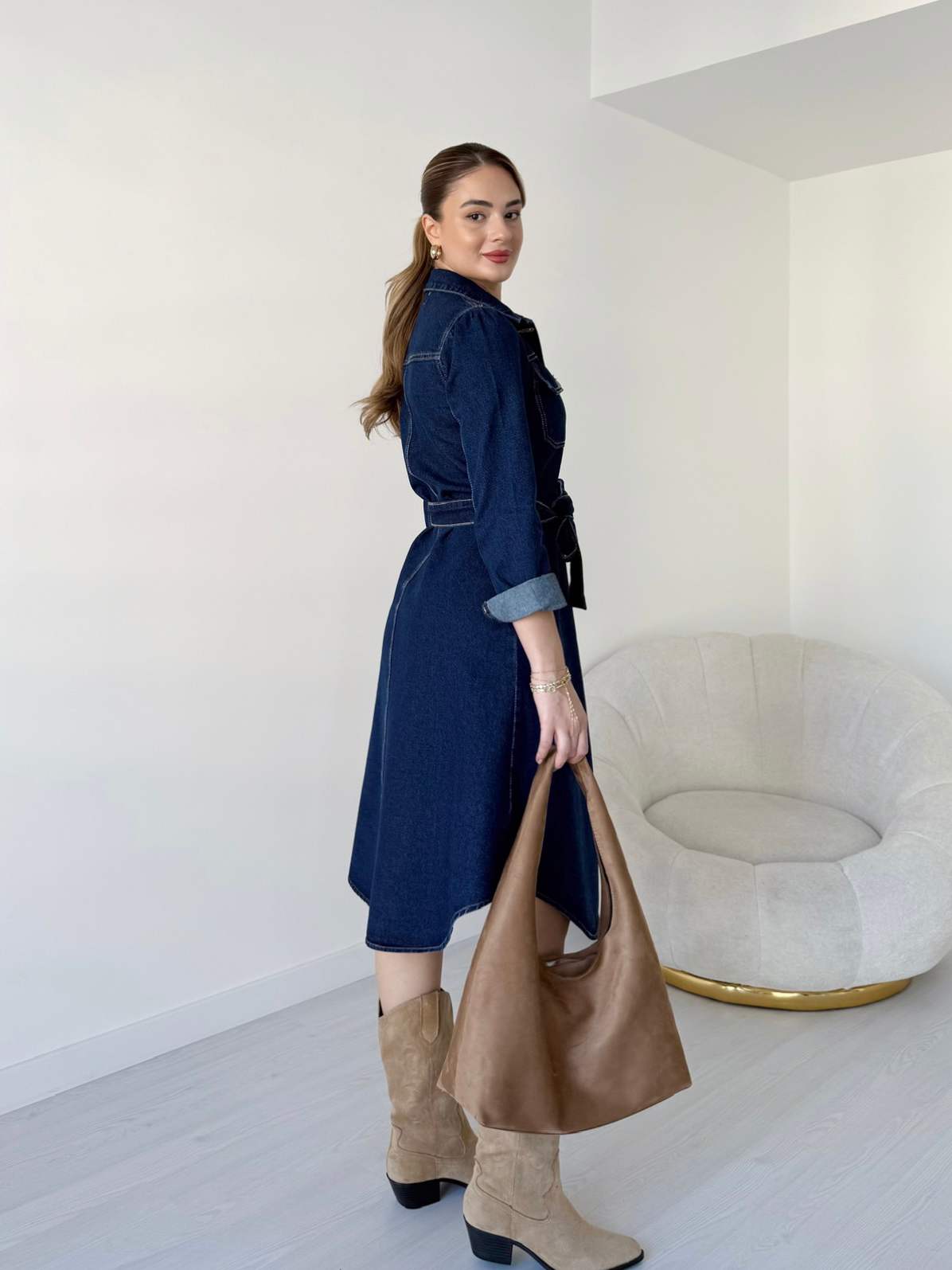 Uzun Kollu Kuşaklı Denim Elbise