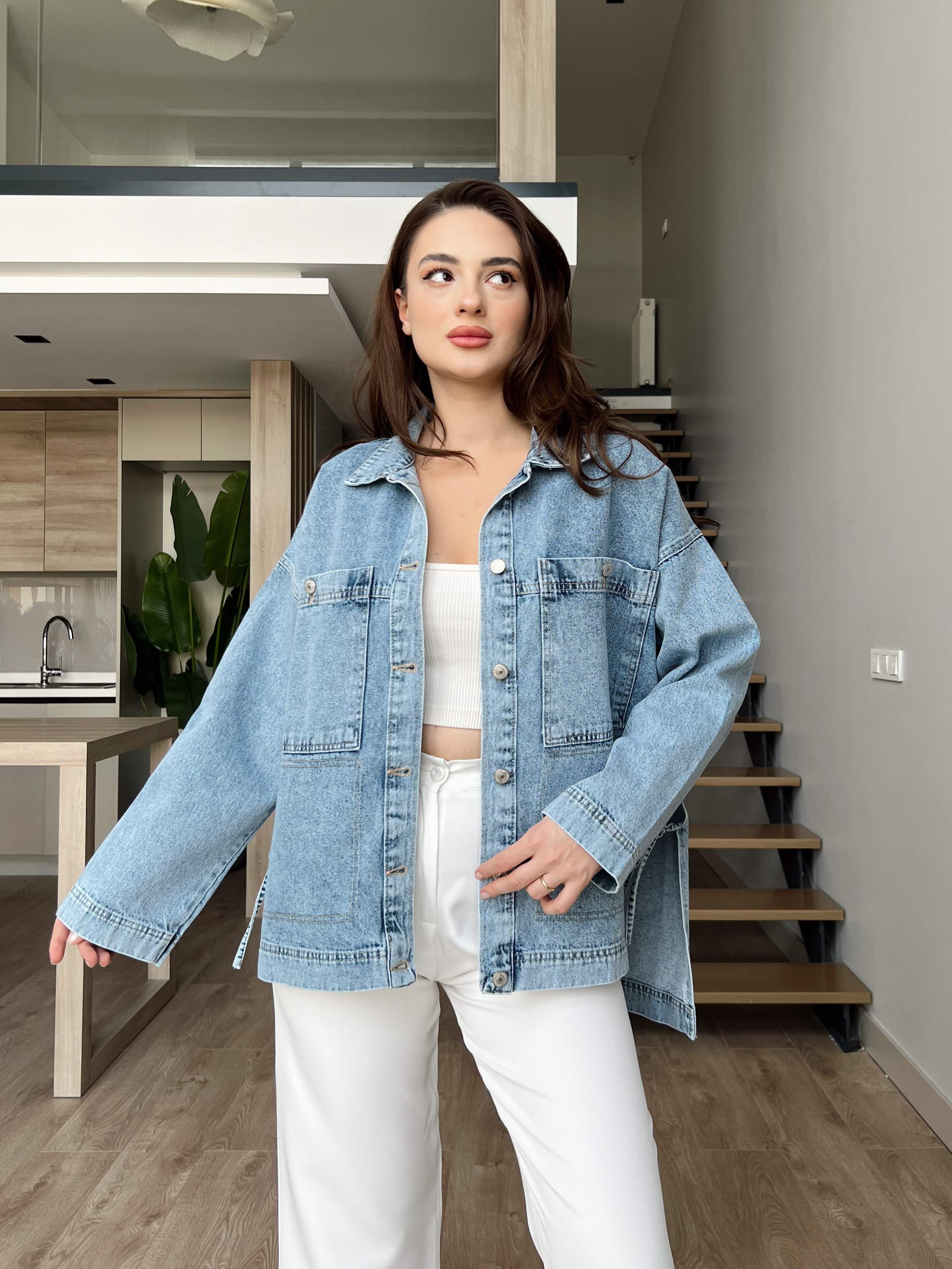 Yanı İp Detaylı Arkası Uzun Denim Ceket