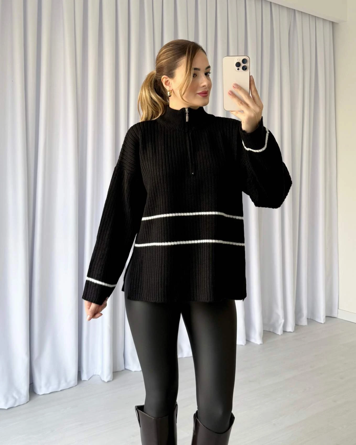 Yaka Fermuarlı Çizgili Kazak - Siyah