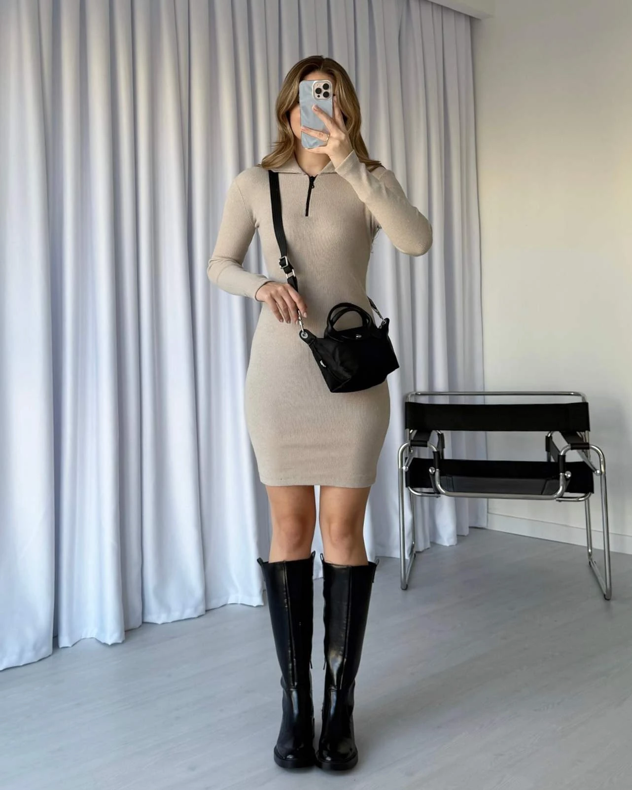 Yaka Fermuarlı Yumoş Elbise