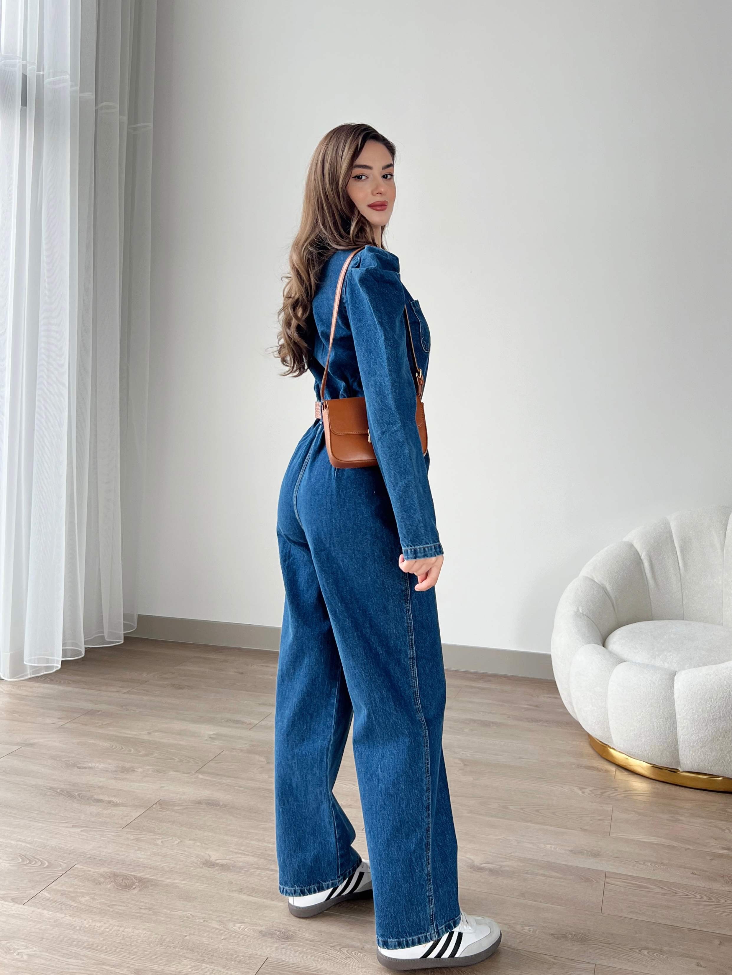 Omuz Detaylı Kemerli Denim Tulum