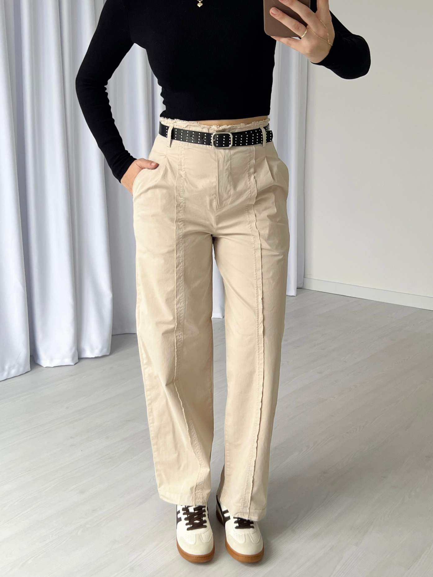Kemerli Dikiş Detaylı Gabardin Pantolon