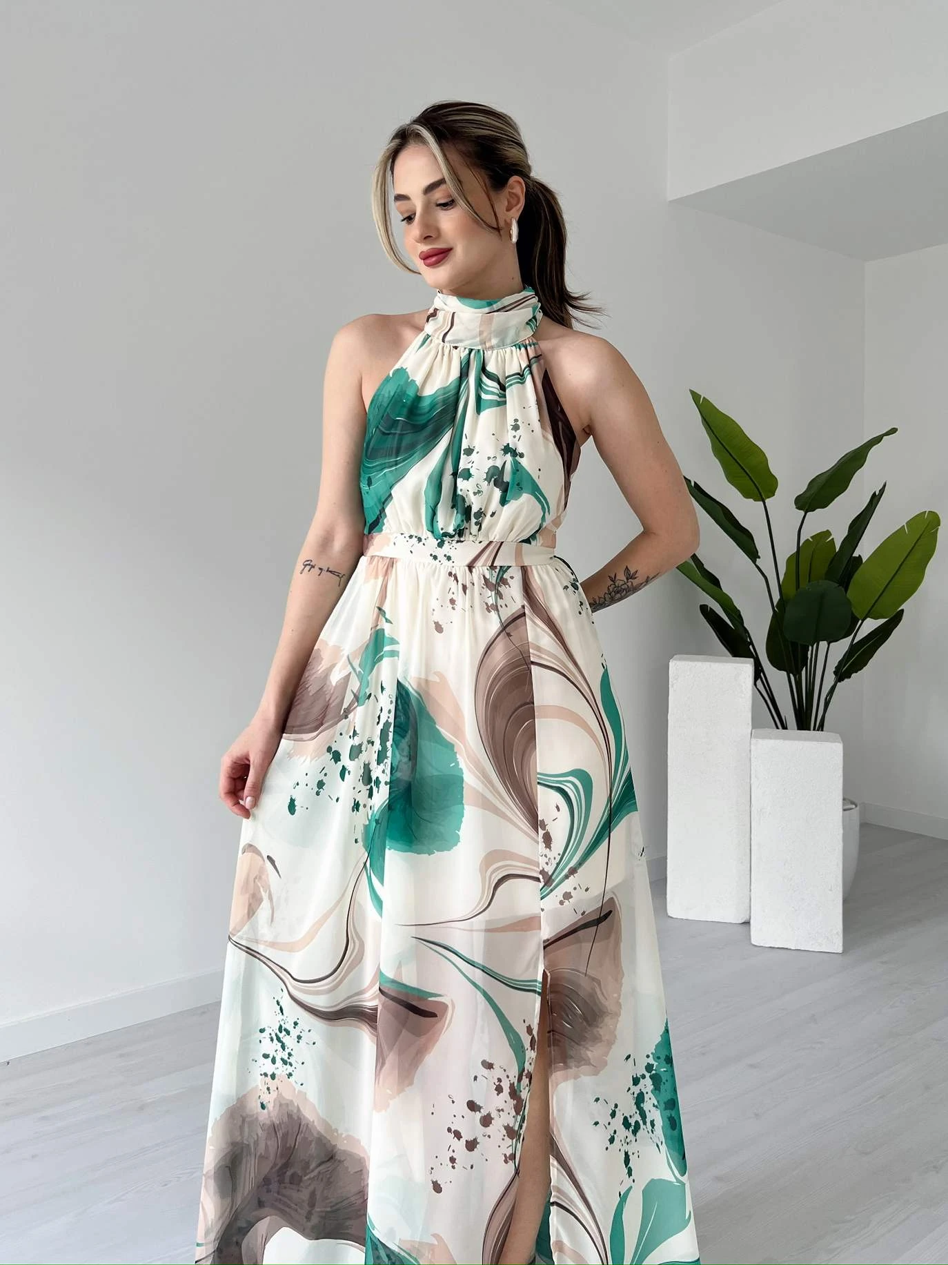 Halter Yaka Desenli ISABELLE Elbise
