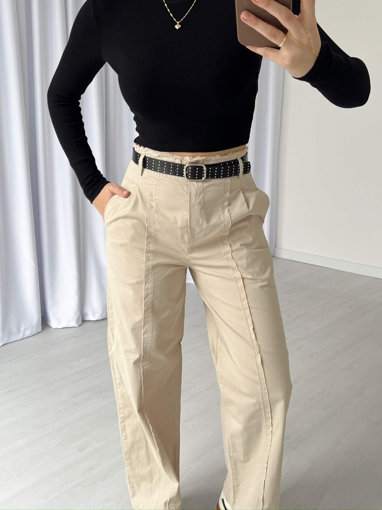 Kemerli Dikiş Detaylı Gabardin Pantolon