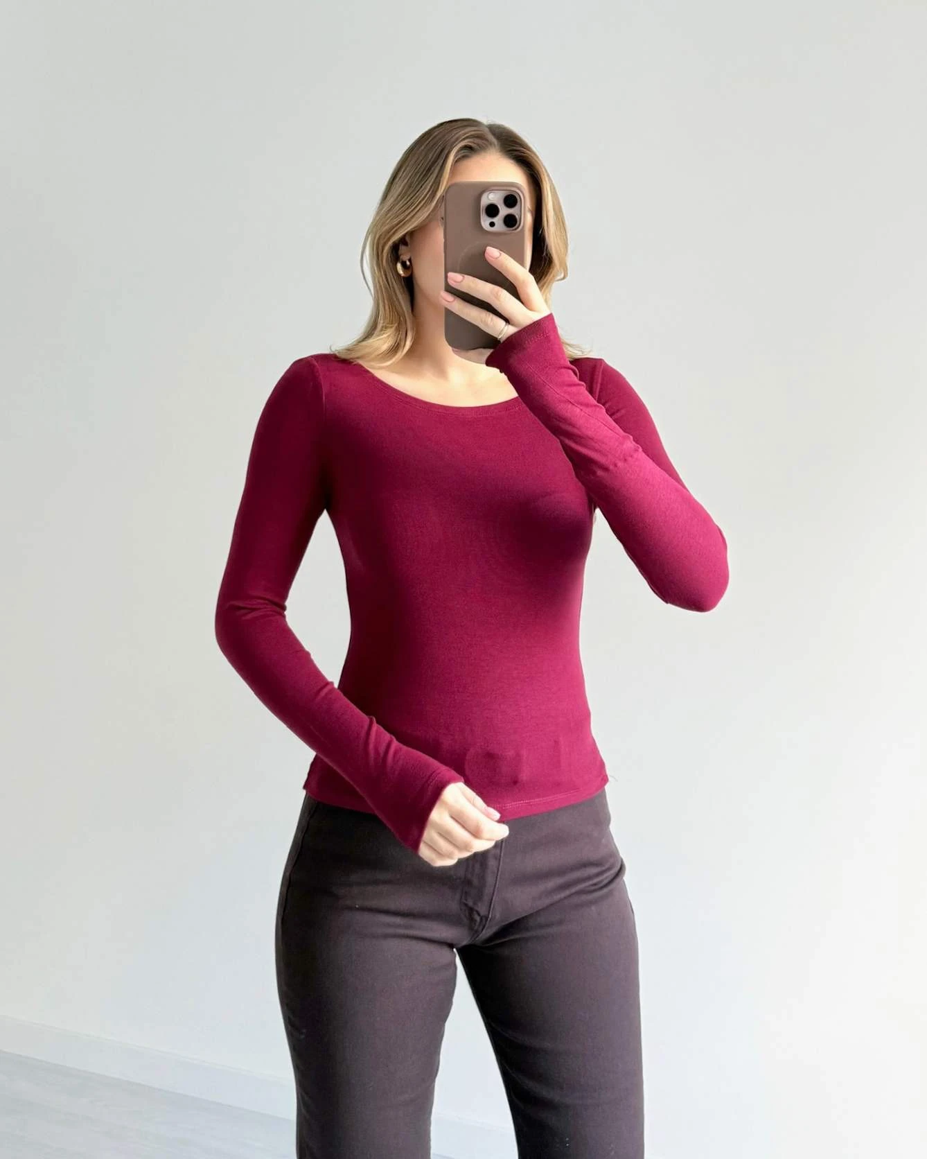 Geniş Yaka Massi Bluz