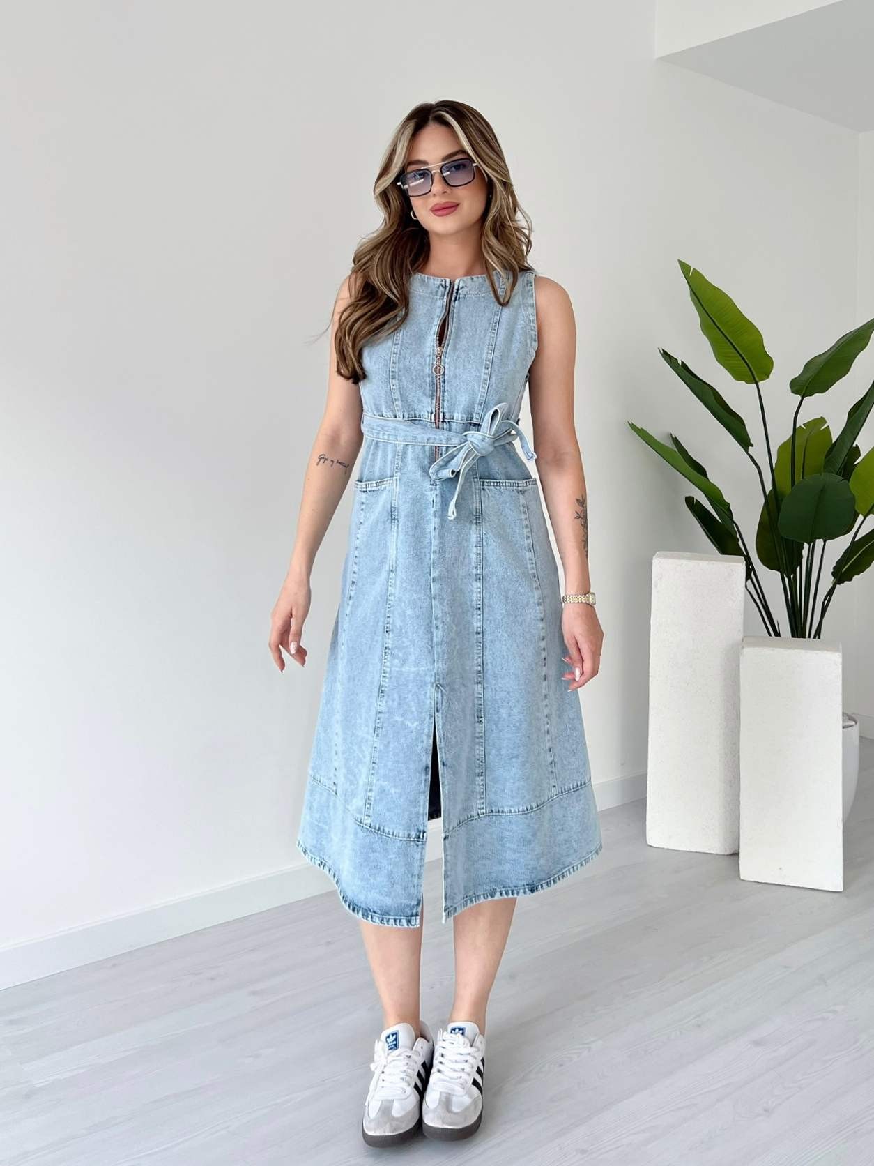 Yaka Fermuarlı Denim Elbise - Kar Yıkama