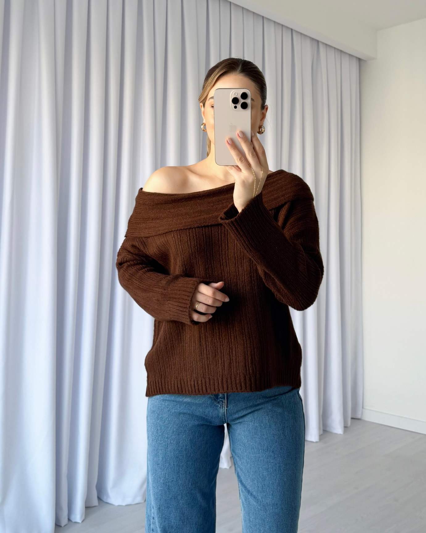 Düşük Omuzlu Kazak