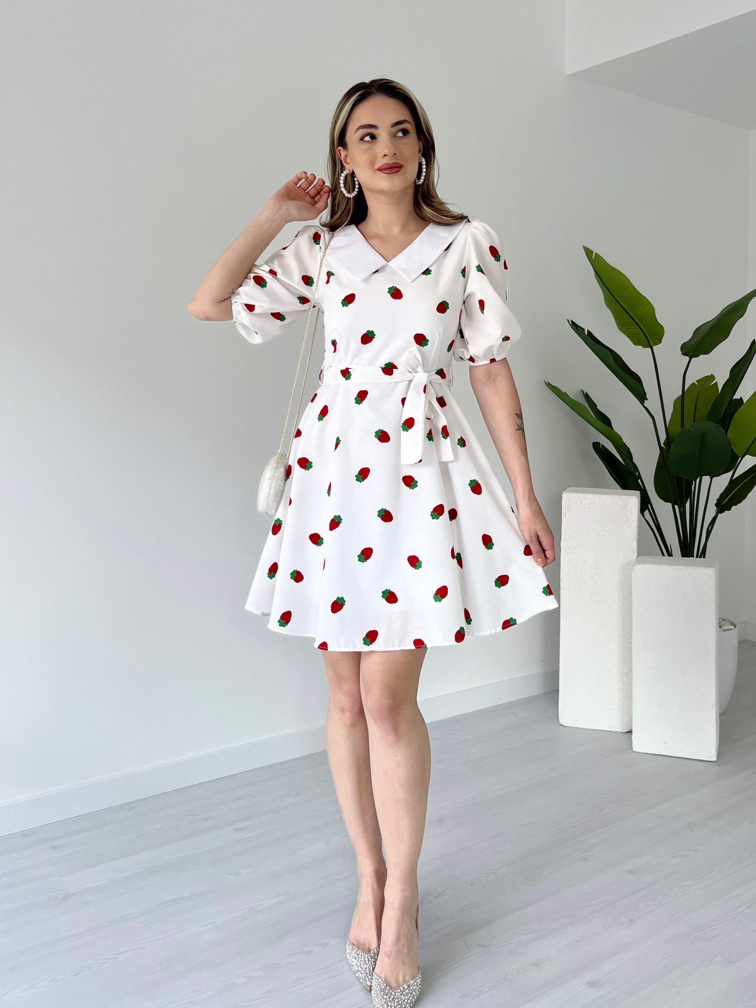 Bebe Yaka Desenli Poplin Elbise - Çilek Desenli