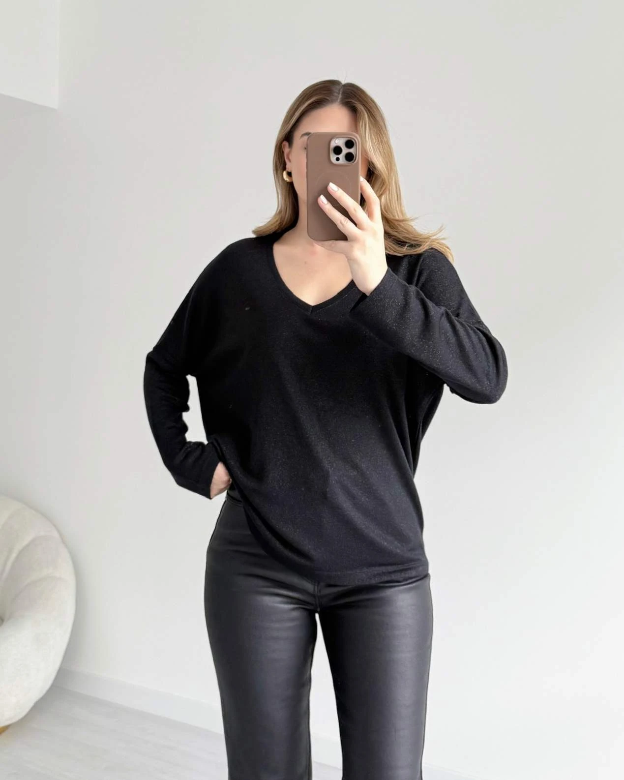 V Yaka Triko Bluz - Siyah