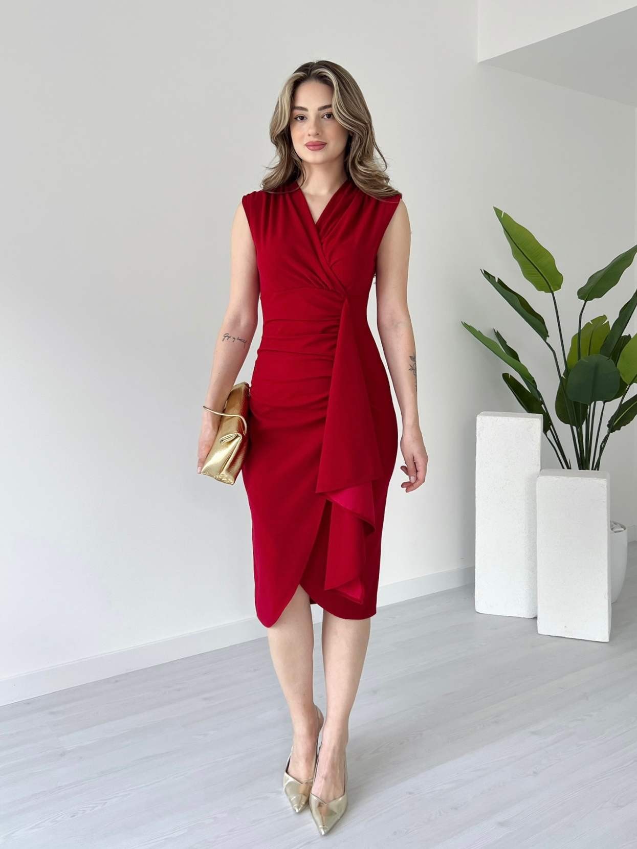 Drape Detaylı Midi Boy Elbise