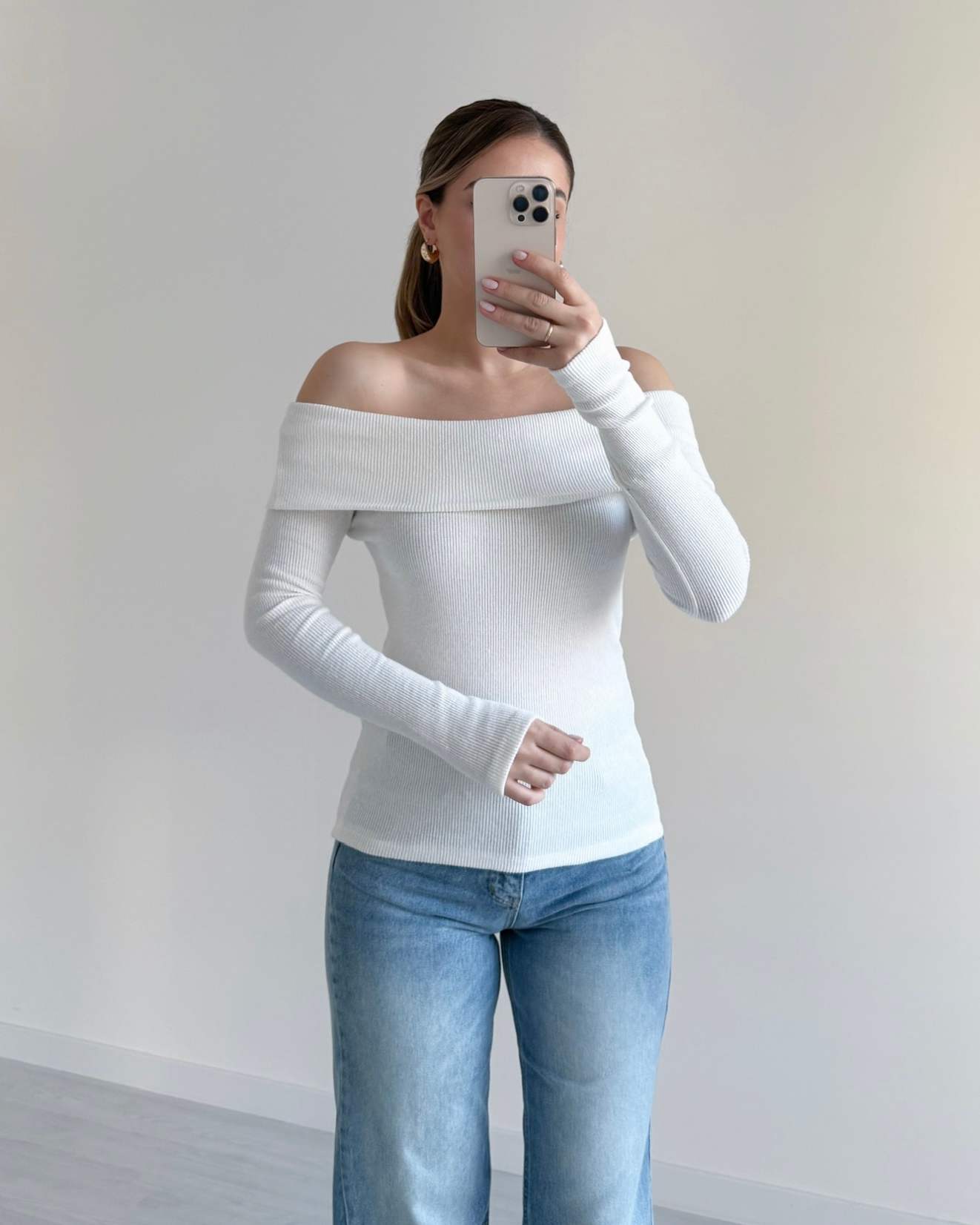 Madonna Yaka Soft Dokulu Bluz