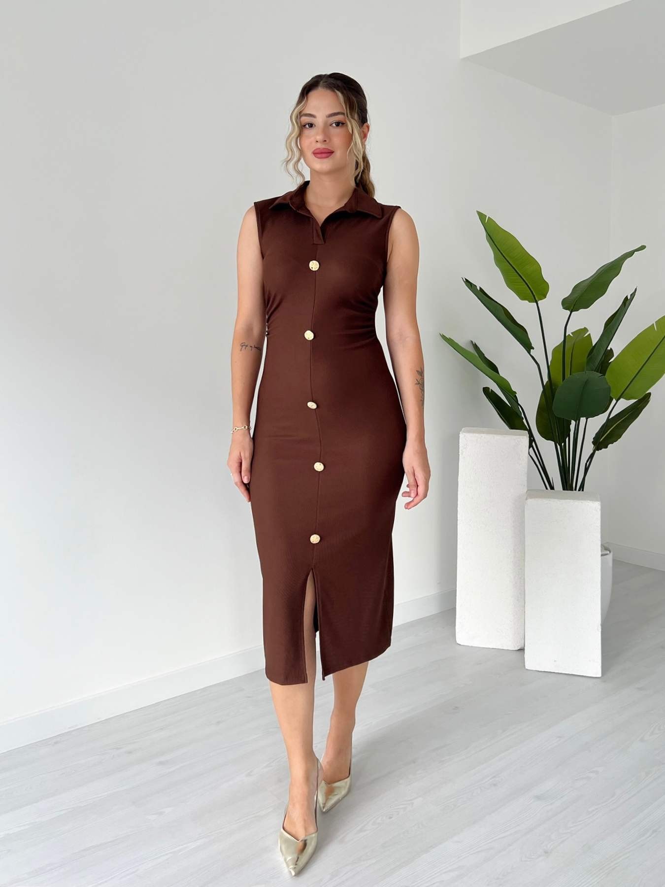 Gold Düğmeli Yanı Drape Detaylı Midi Boy Elbise