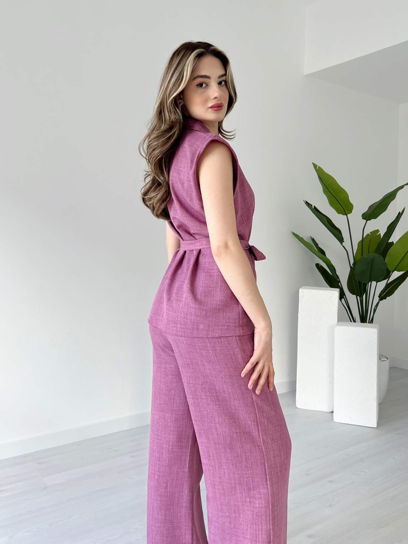 Kuşaklı Yelek Pantolon Takım
