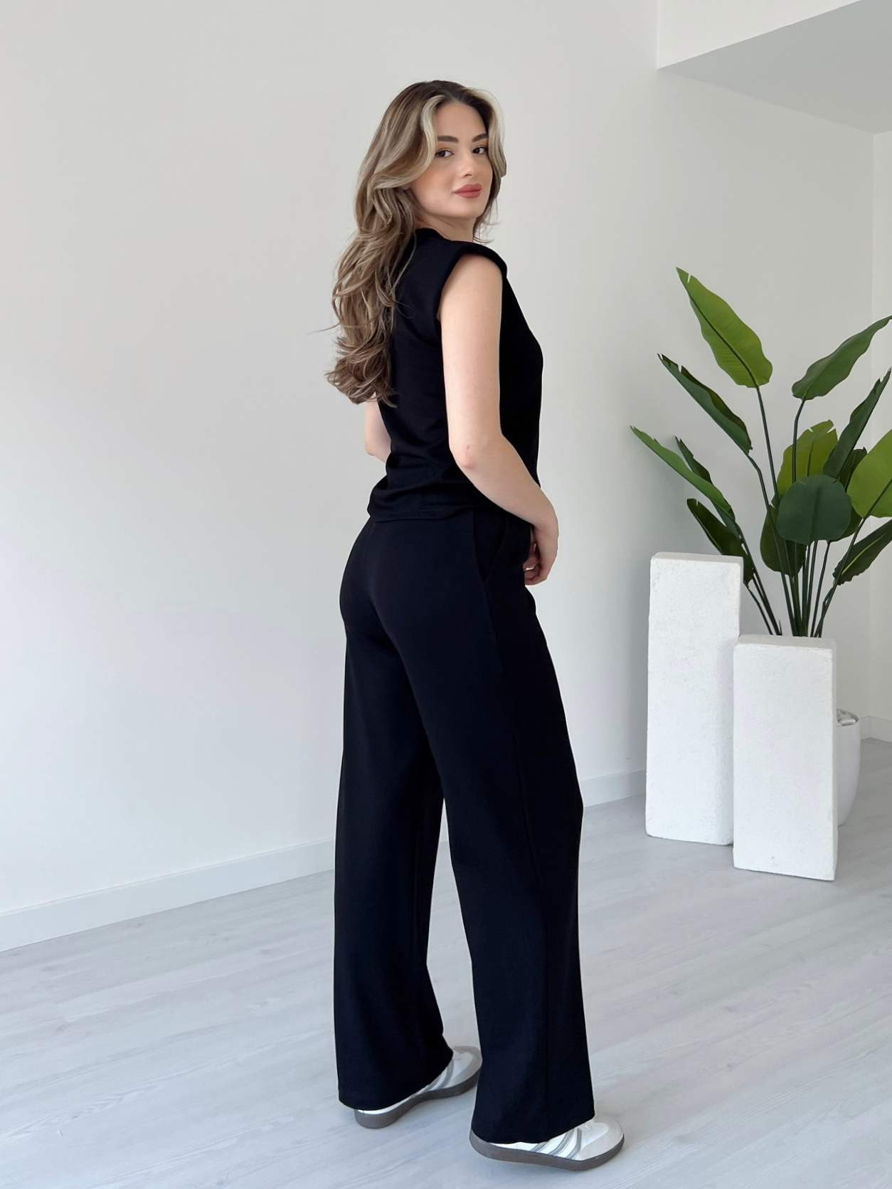 Omuz Vatkalı Modal Takım - Siyah