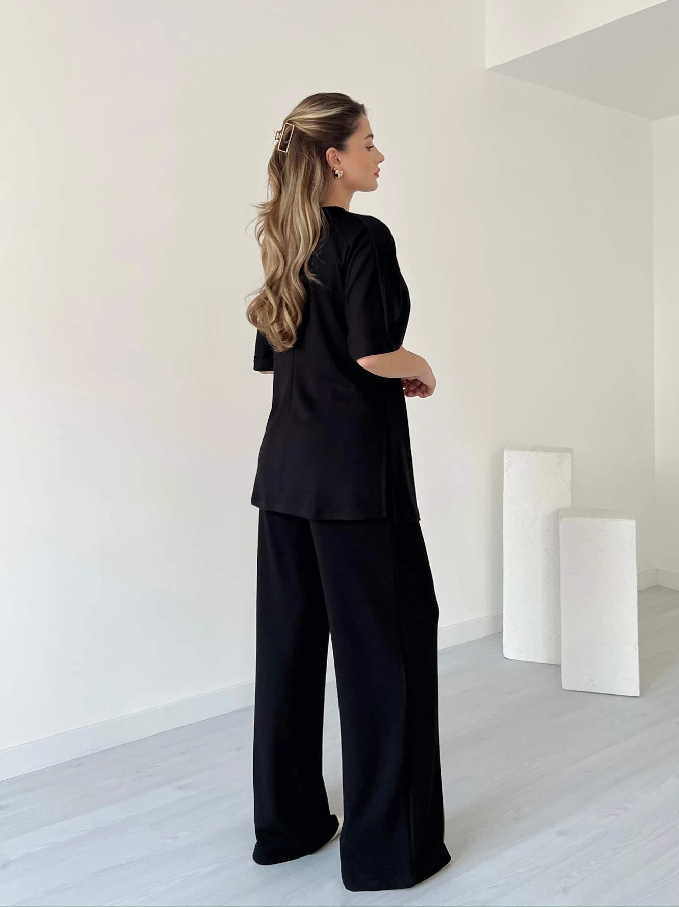 Broş Detaylı Modal Kumaş İkili Takım