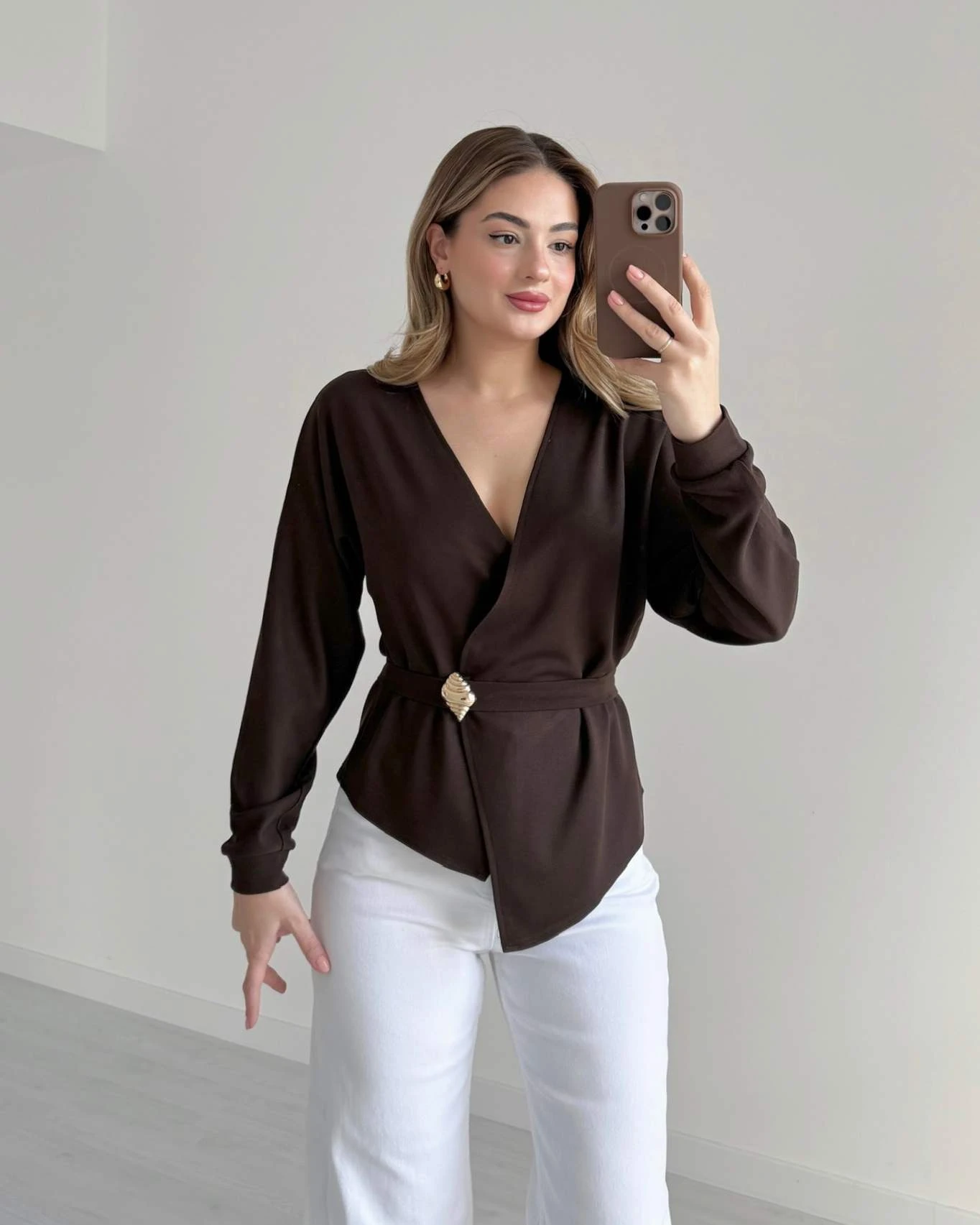 Kruvaze Yaka Çelik Örme Penye Bluz - Kahve