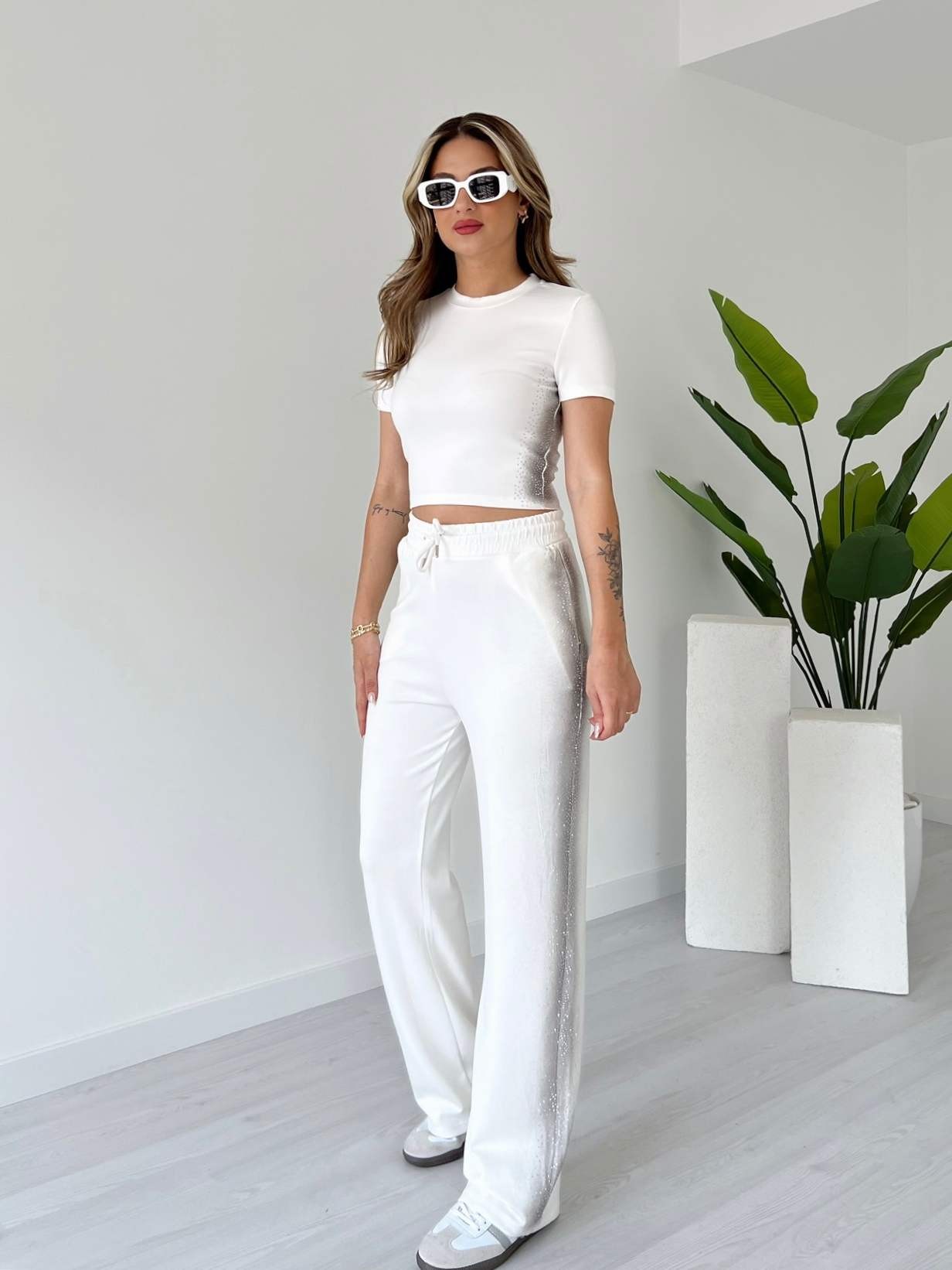 Modal Kumaş Taş Süslemeli Crop Takım - Beyaz