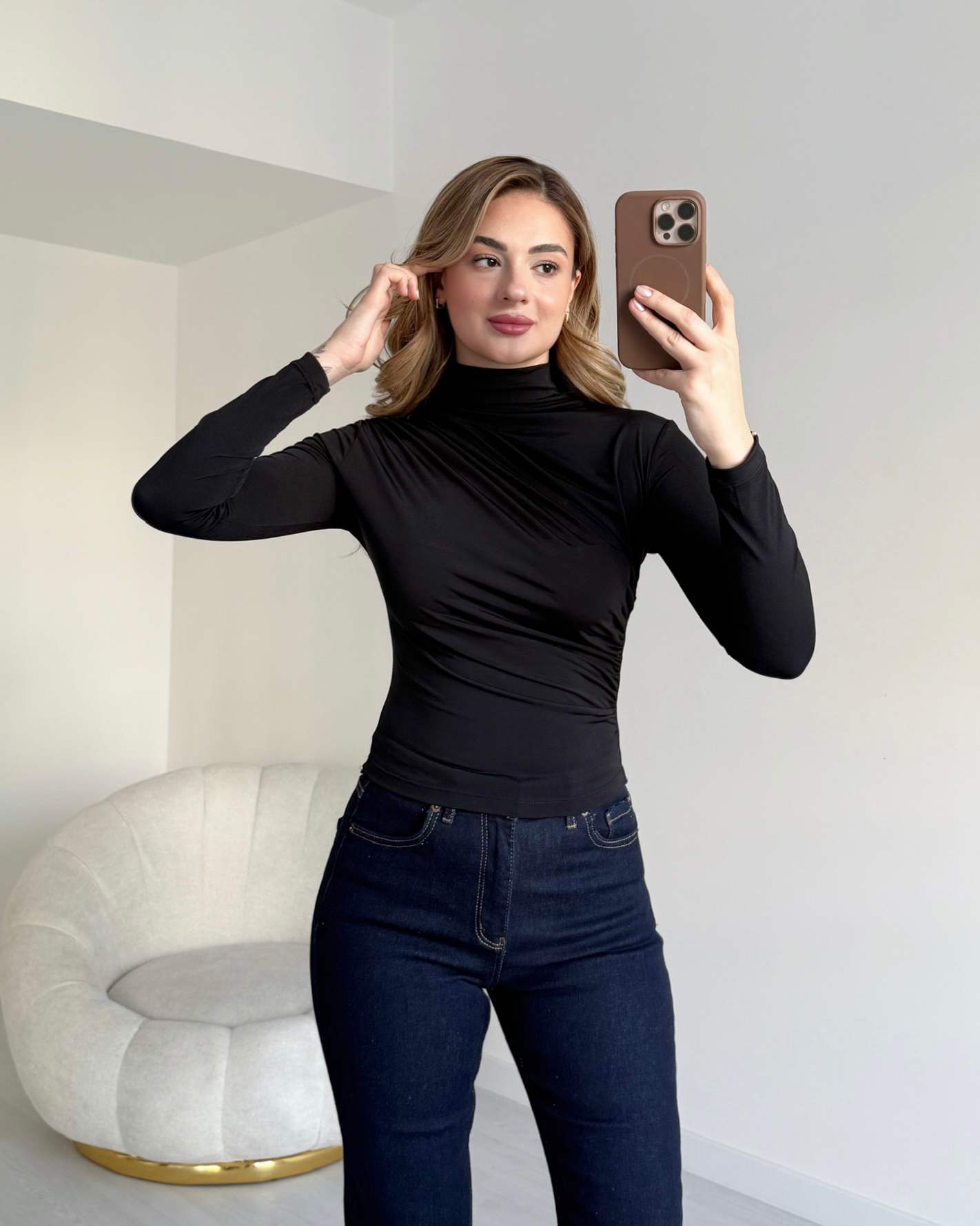 Dik Yaka Büzgülü Sandy Bluz