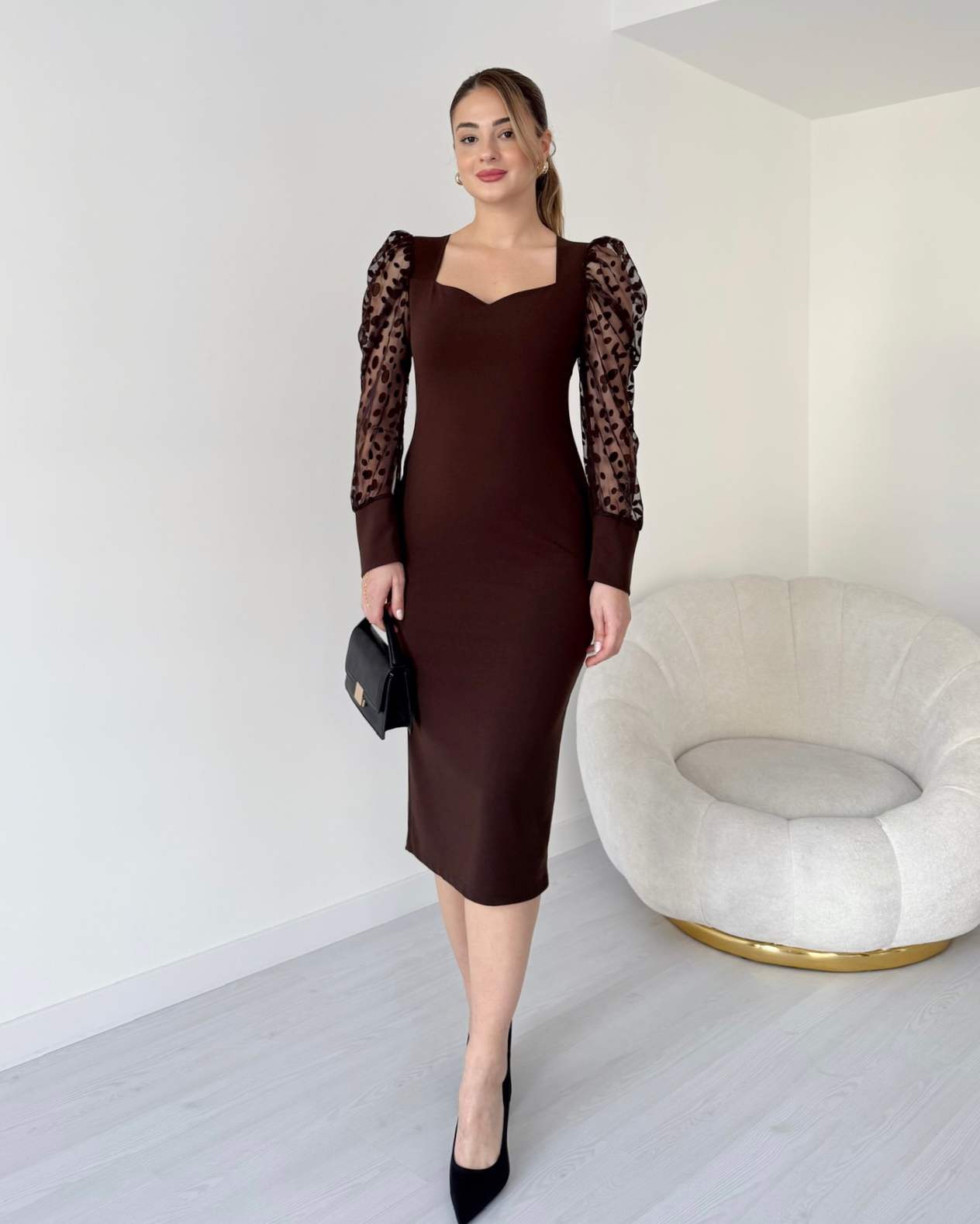 Kalp Yaka Kolu Tül Kalem Elbise