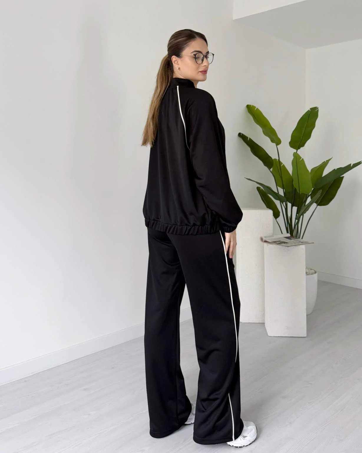 Şerit Detaylı Eşofman Takımı