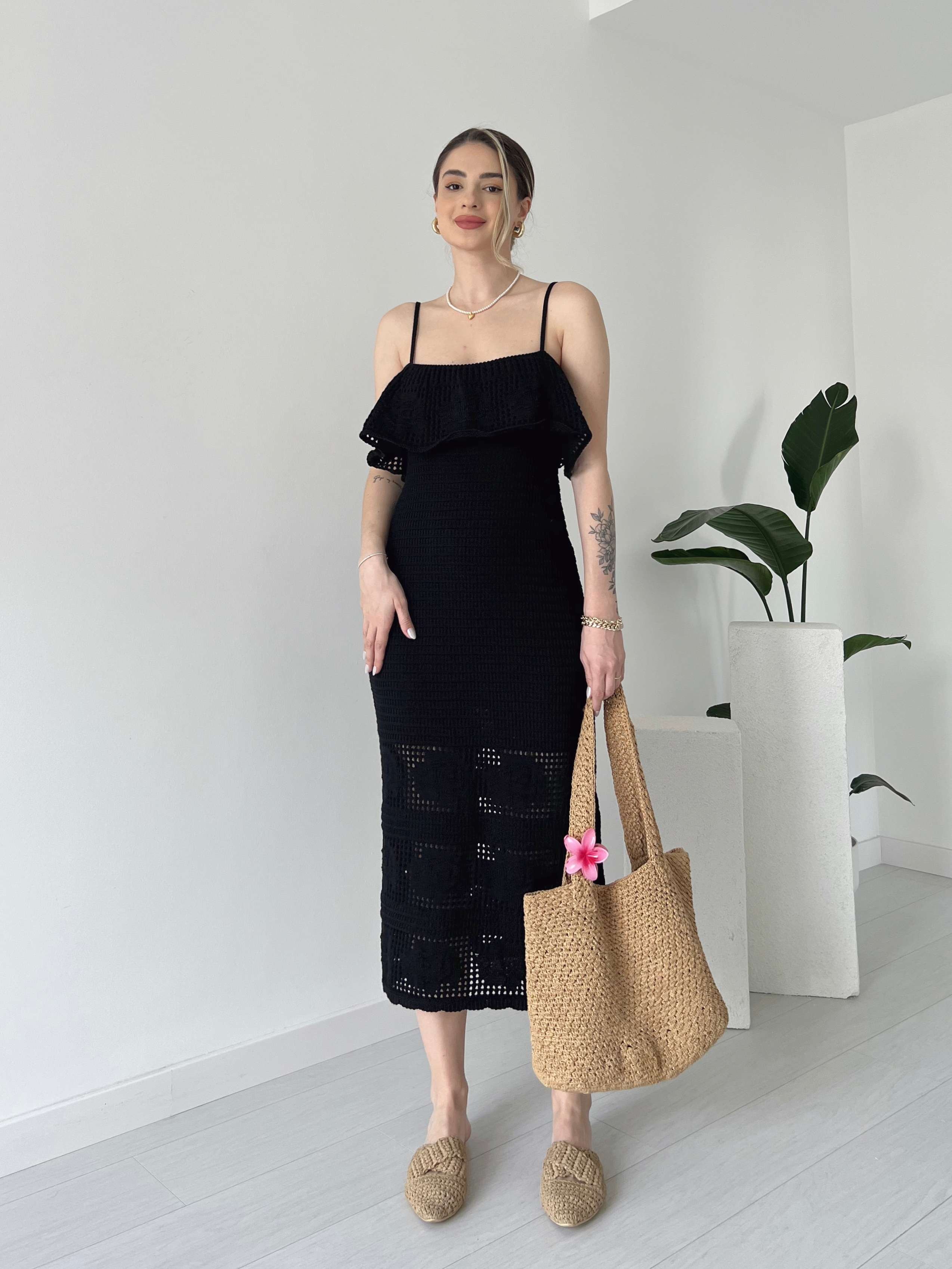 Askılı Tasarım Triko Elbise - Siyah