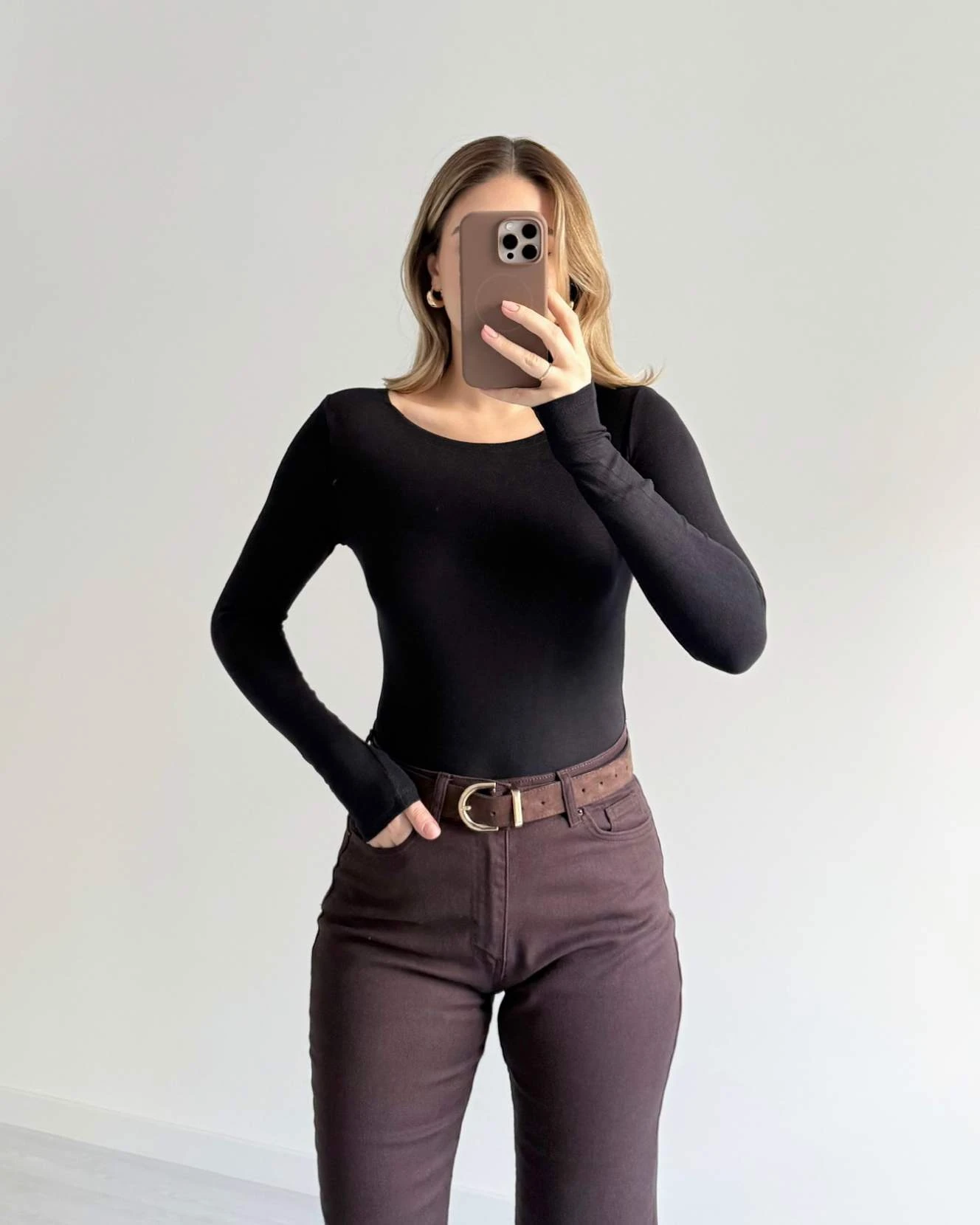 Geniş Yaka Massi Bluz - Siyah