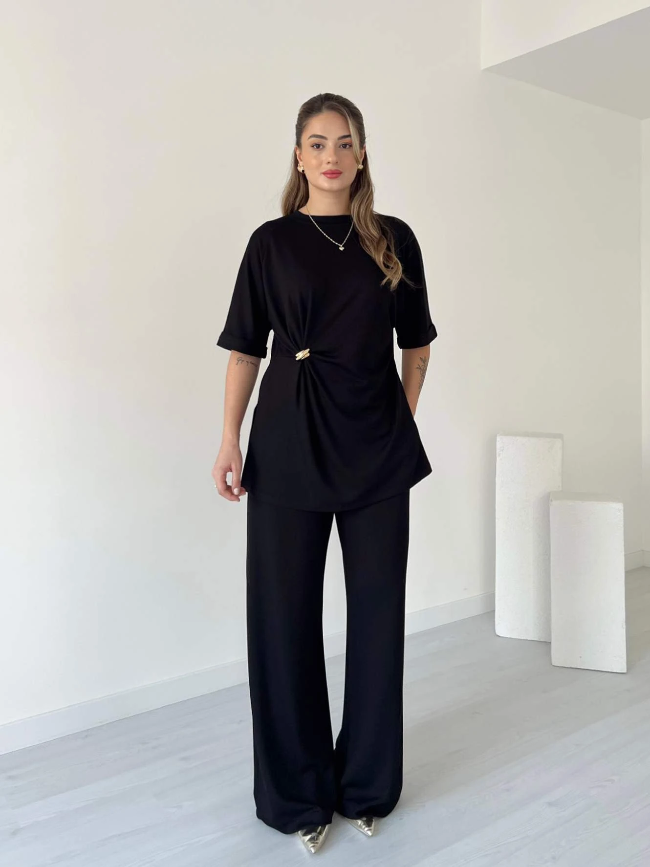 Broş Detaylı Modal Kumaş İkili Takım