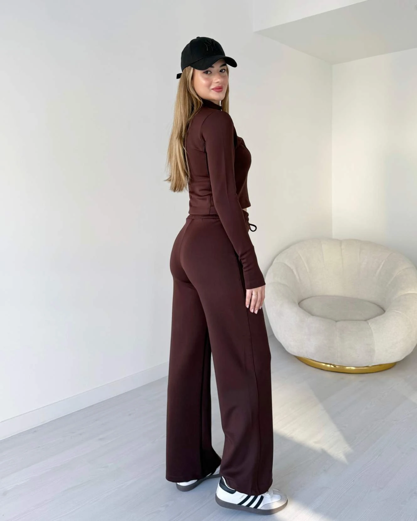 İçi Şardonlu Sporcu Takım