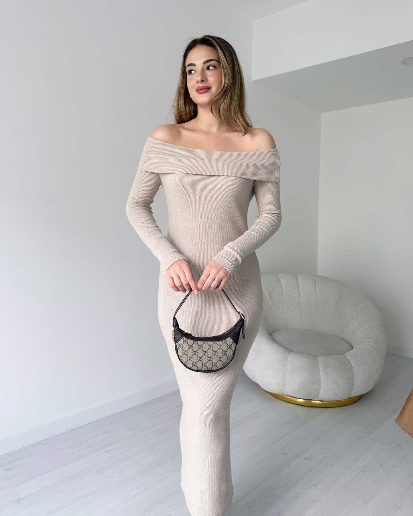 Madonna Yaka Şardonlu Yumoş Elbise - Taş