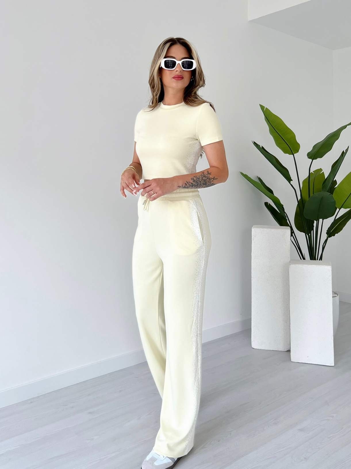 Modal Kumaş Taş Süslemeli Crop Takım - Sarı