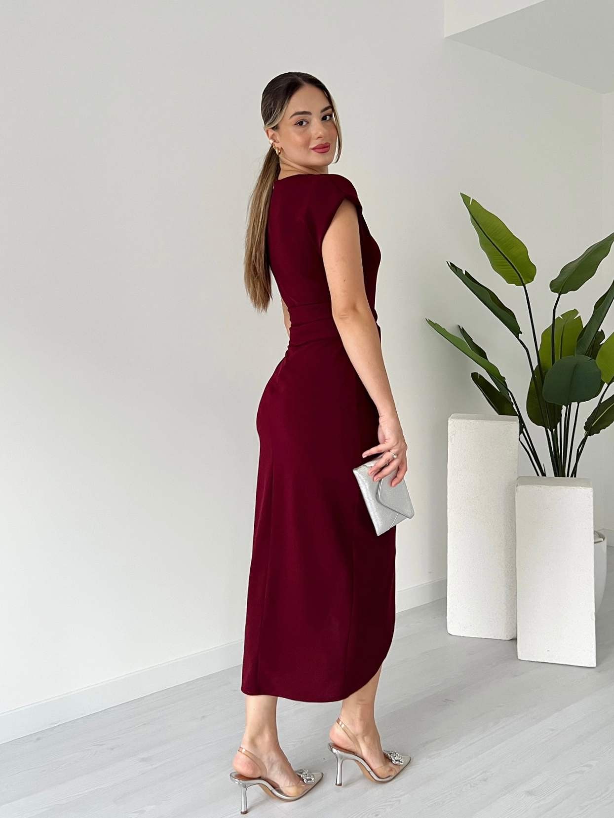 Düğme Detaylı Kuşaklı Midi Elbise - Bordo
