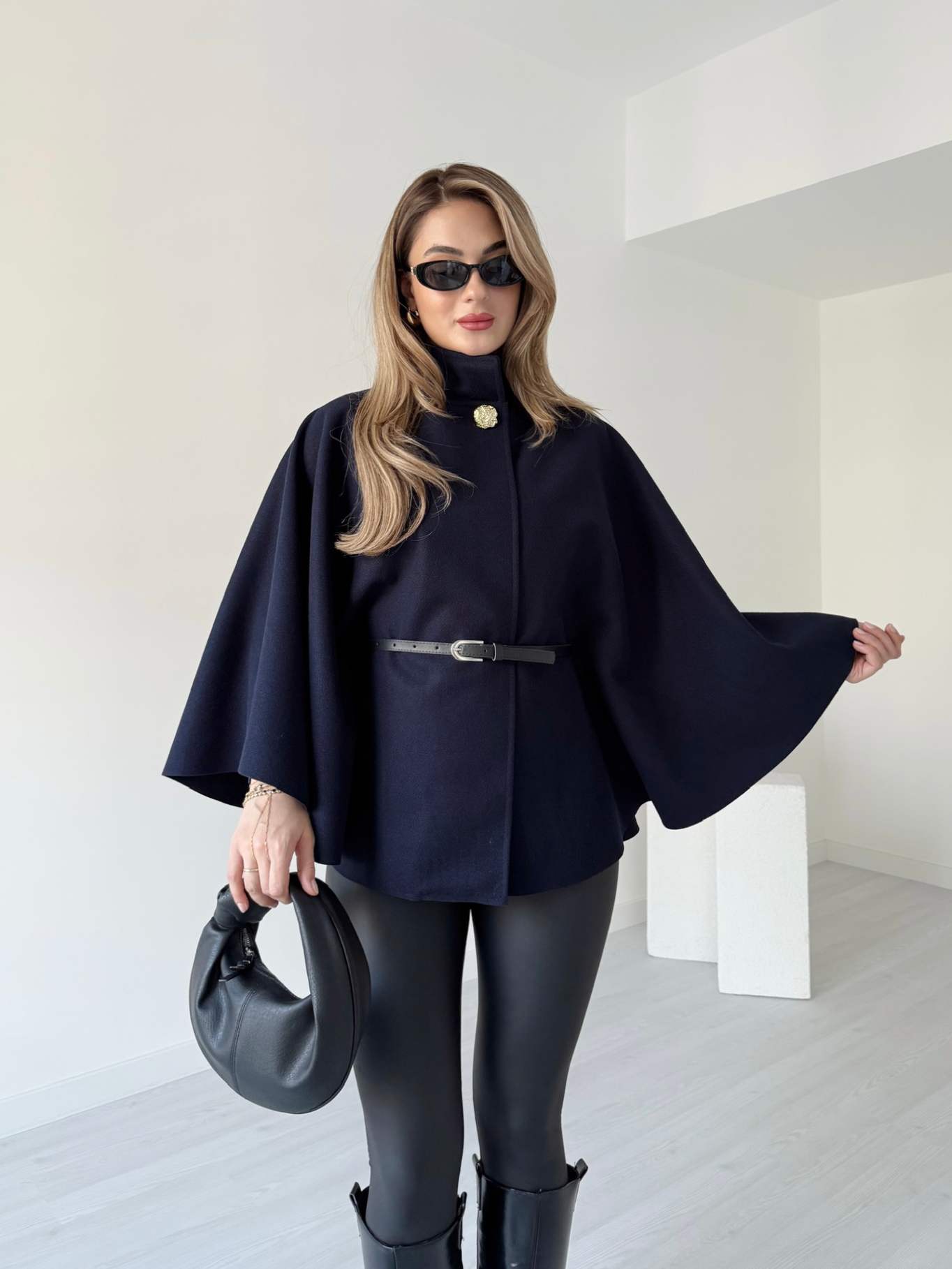 Gold Düğmeli Kaşe Panço