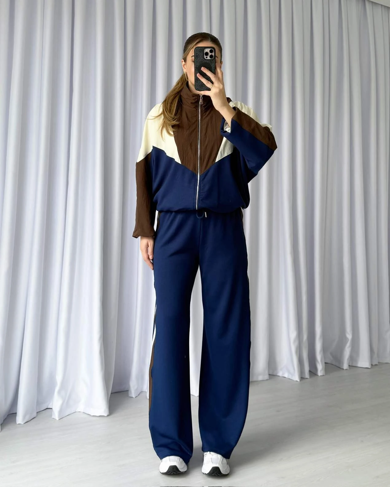 Paraşüt Garnili Eşofman Takımı