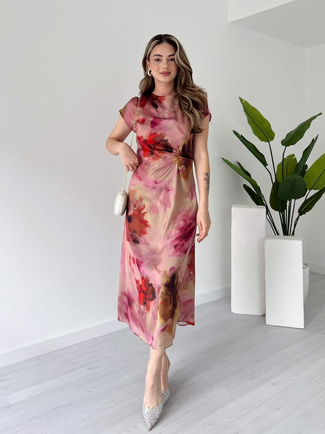 Batik Desen Saten Elbise - Pudra