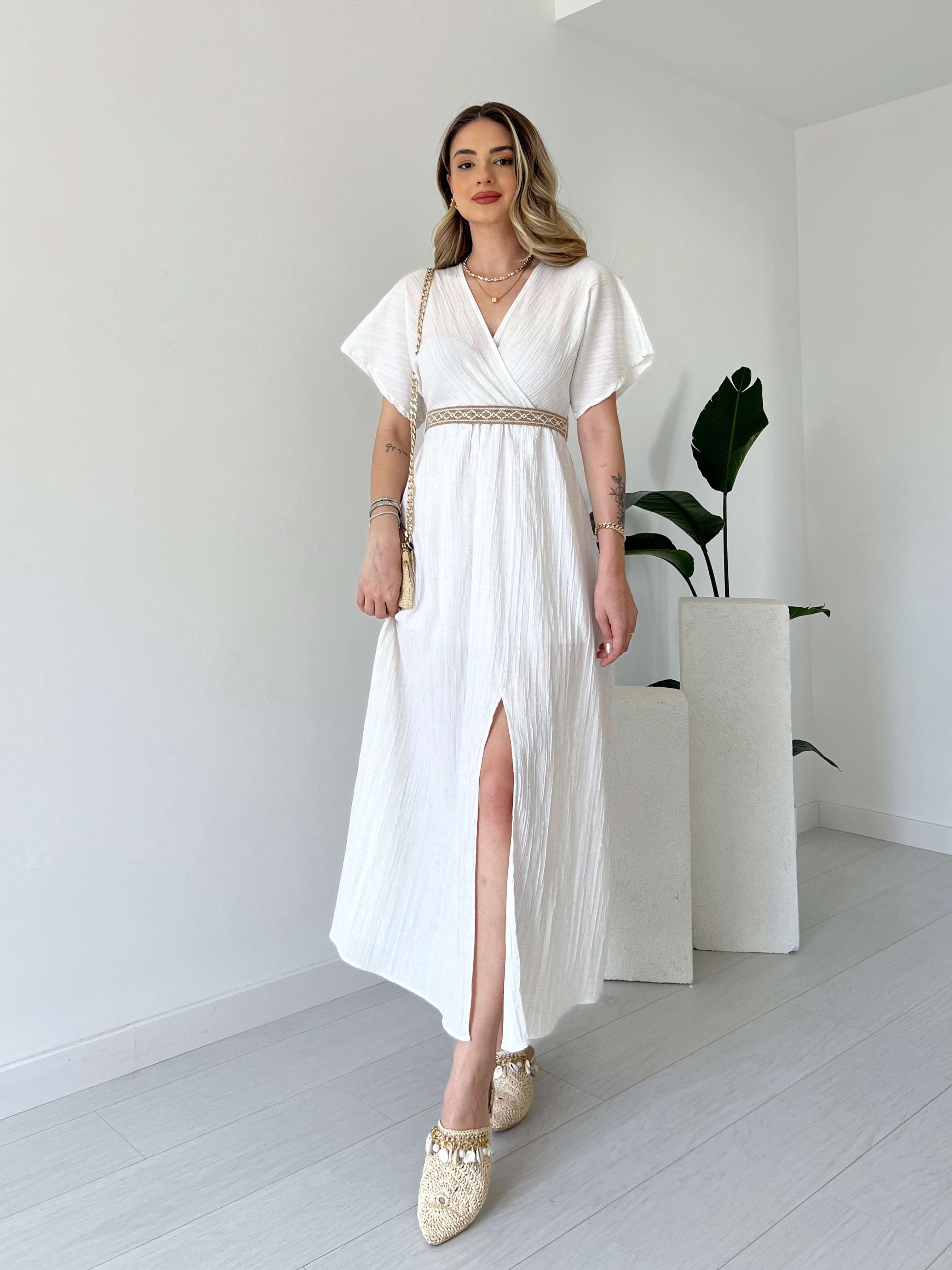 Kruvaze Yaka Hasır Kemerli Elbise - Beyaz